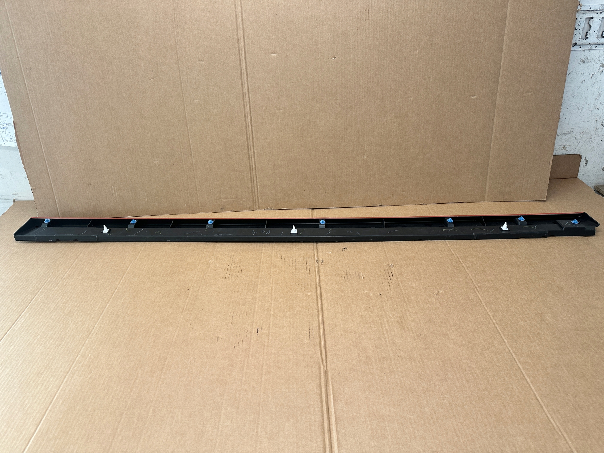 mitsubishi Space Star II РЕСТАЙЛИНГ накладка порога молдинг левый 6512A873