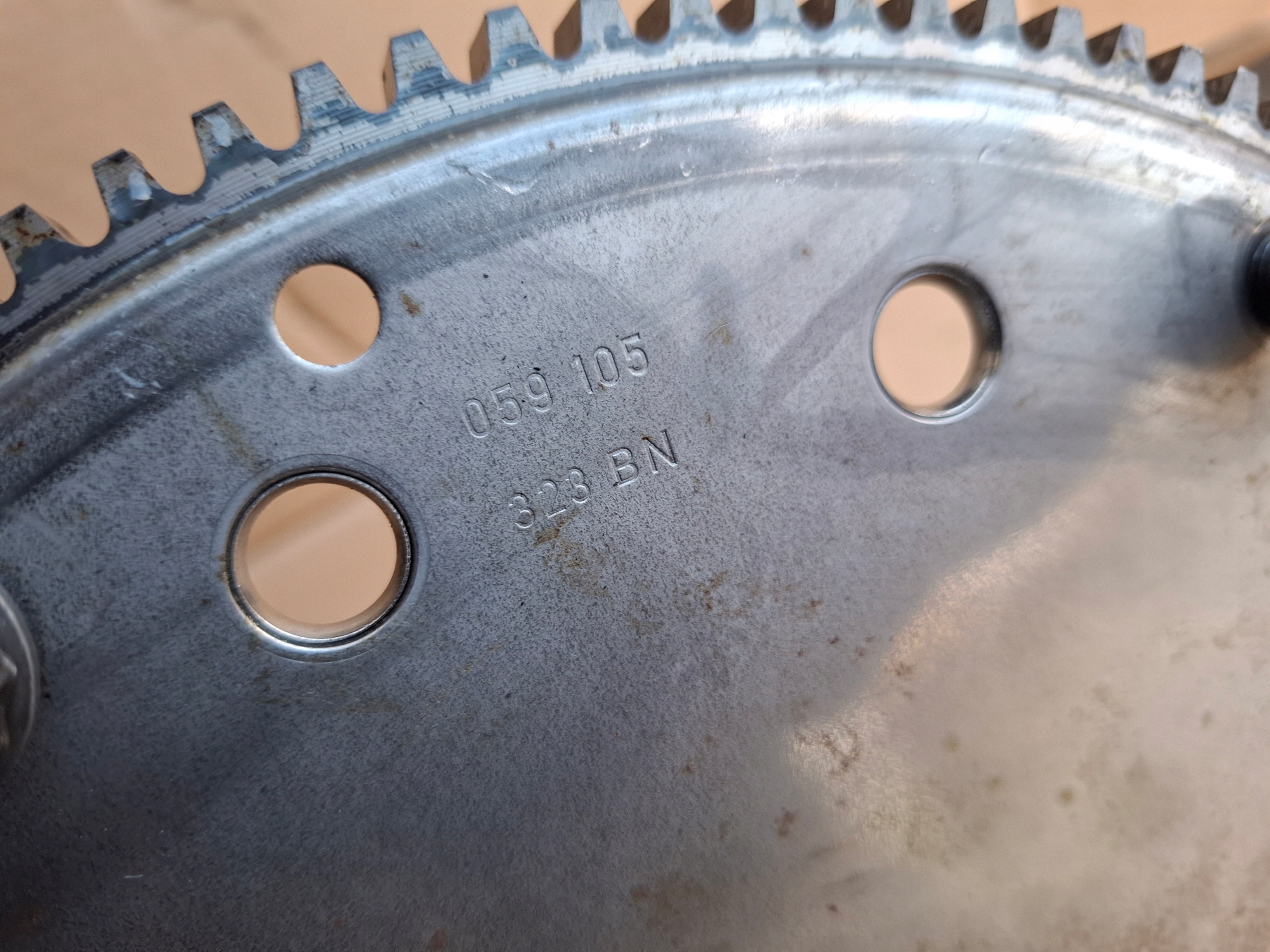 Audi RS6 C8 23r 059105323BN wheel flywheel