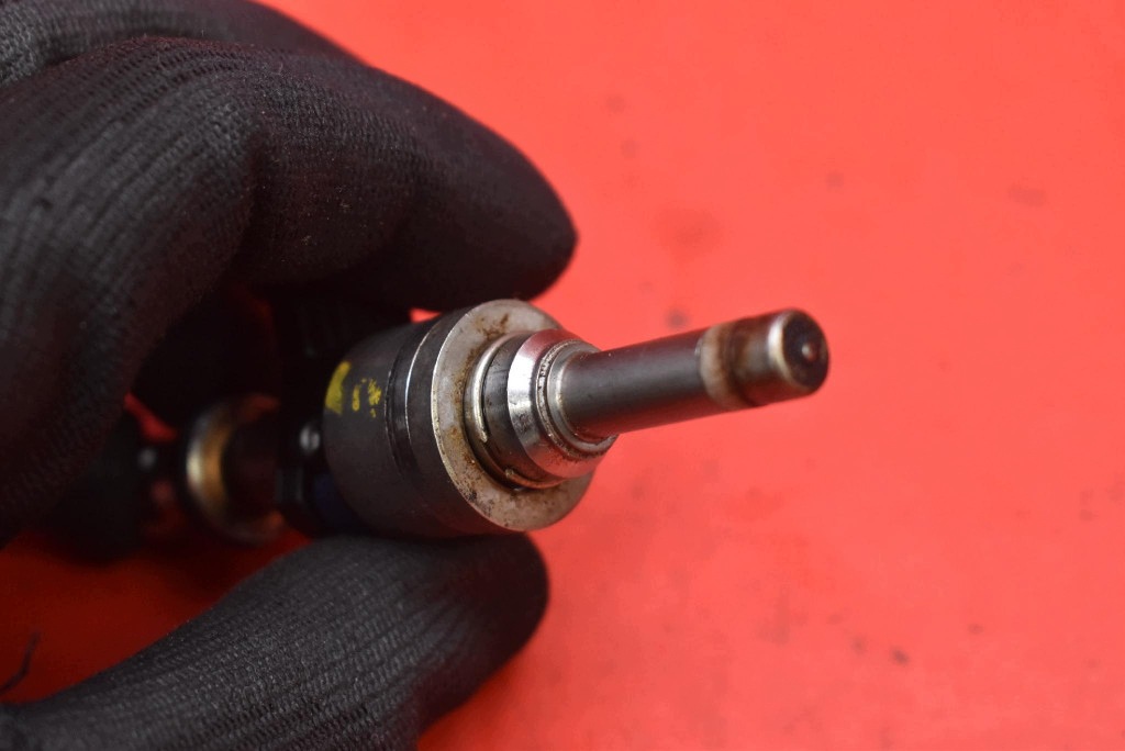 nozzle injector 94811012830 PORSCHE PANAMERA 970 4.8 V8 400 KM 09-13