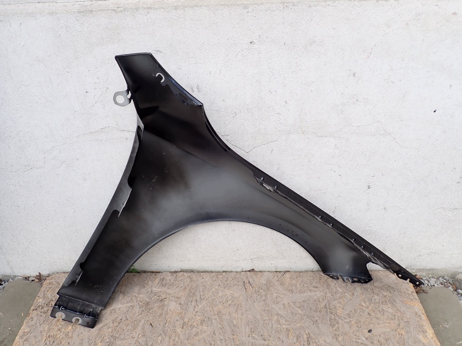 fender left front front MERCEDES CLA 3 III 174 178 2025- A1748810100
