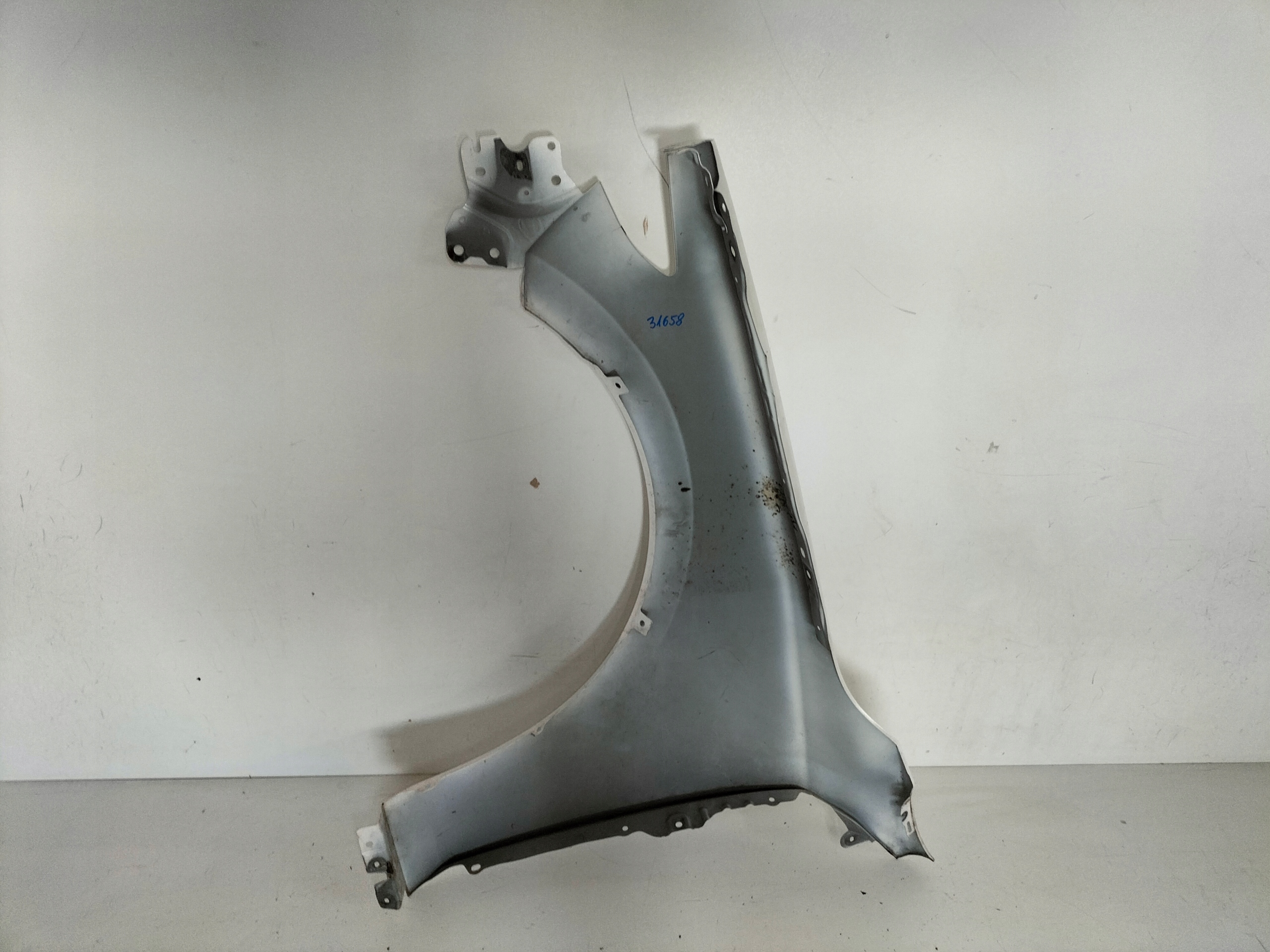 BLATNÍK PREDNÝ PREDOK PRAVÝ MAZDA 3 BP 19