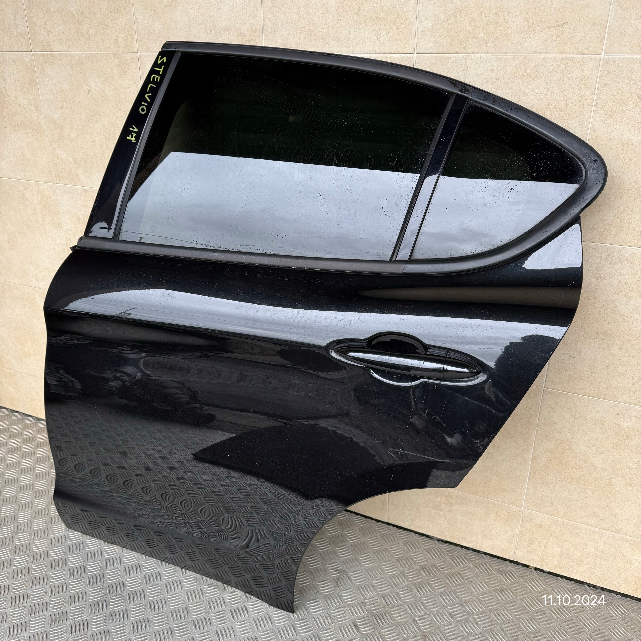 door rear. left ALFA ROMEO STELVIO 2017 ROK