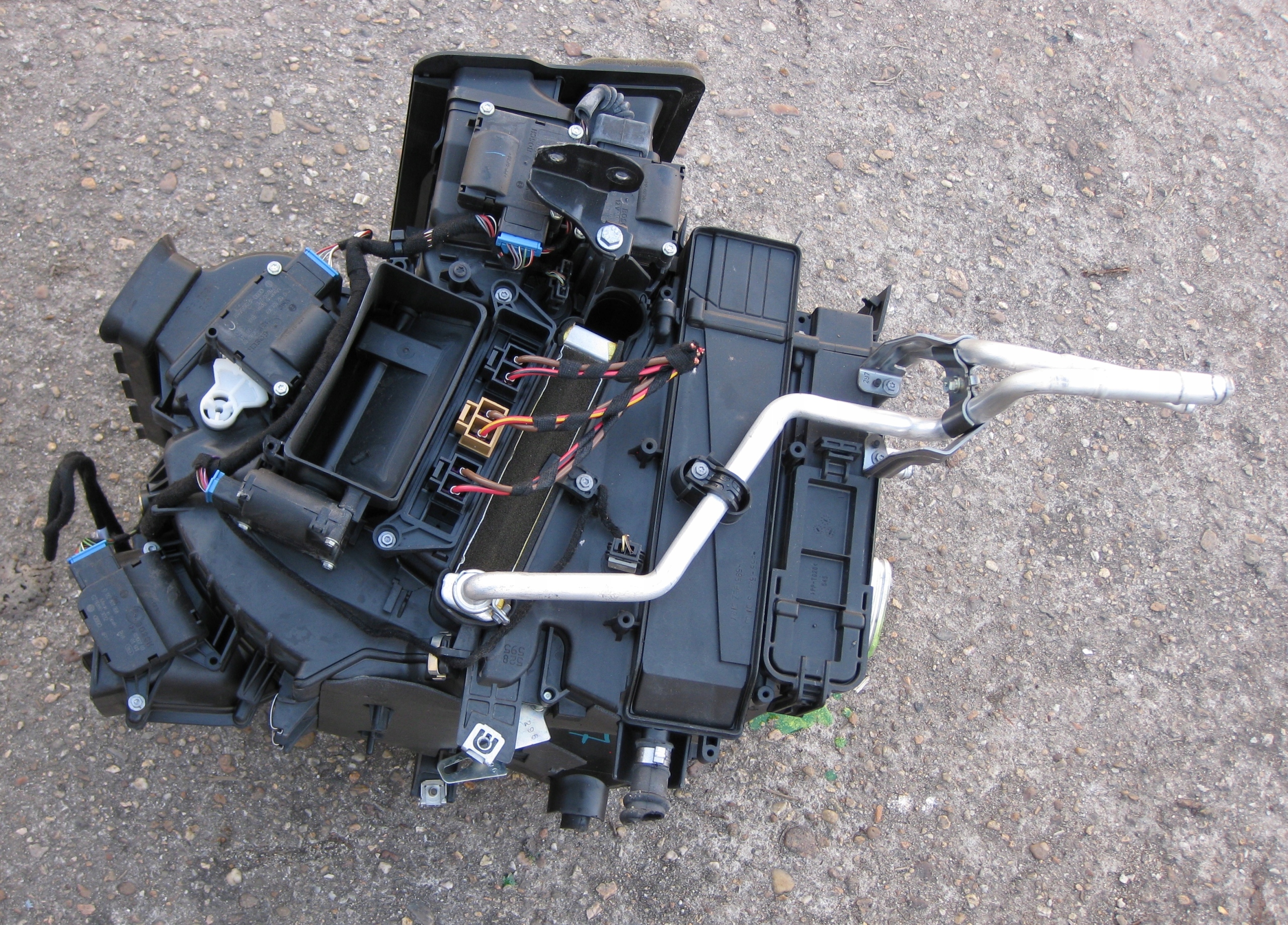 AUDI A6 C6 KOMBI 2.7 TDI 07R heater complete 4F1820351AA