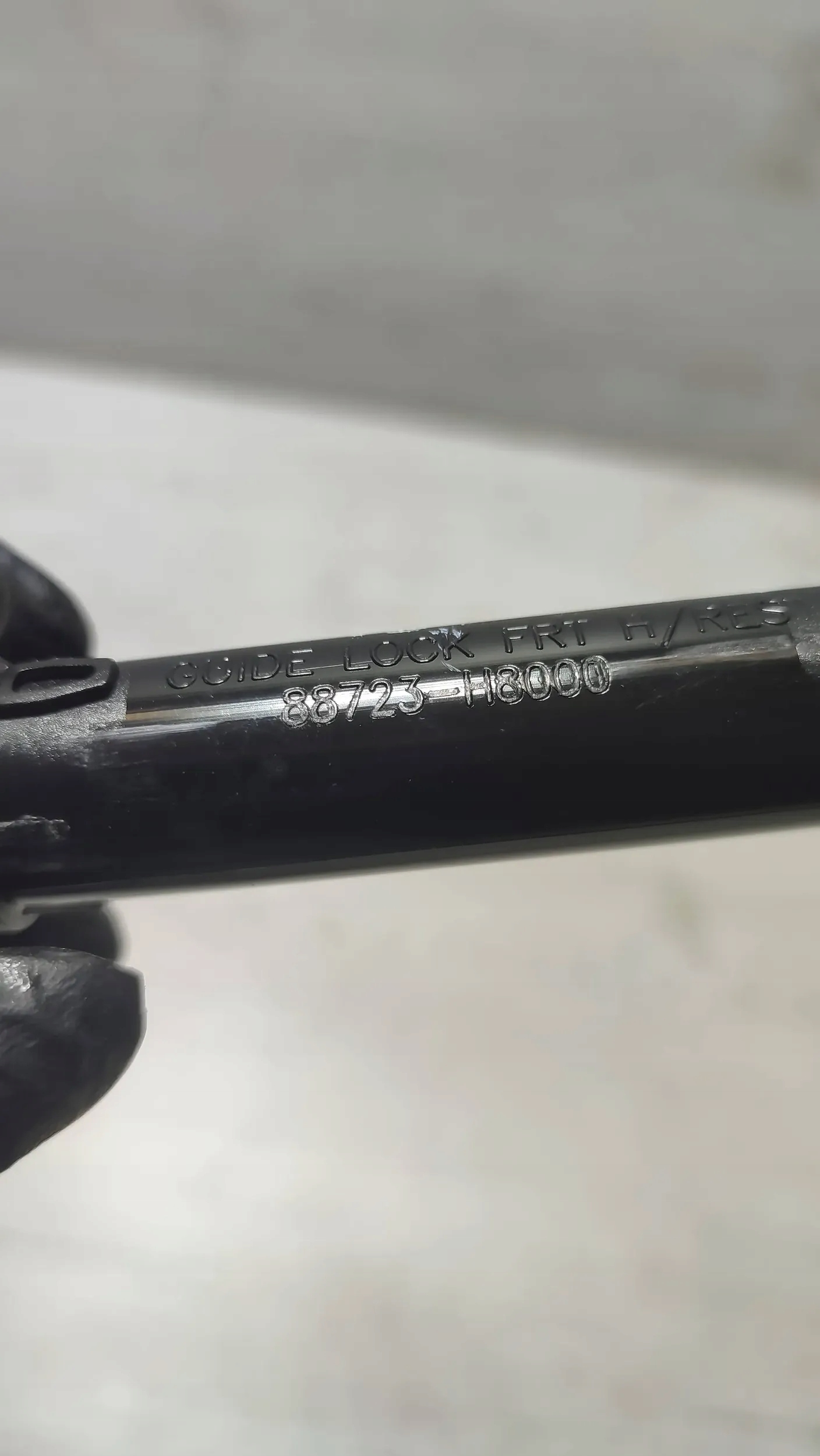 KIA Rio IV 18r Support plaque Zaglowka Siège Avant