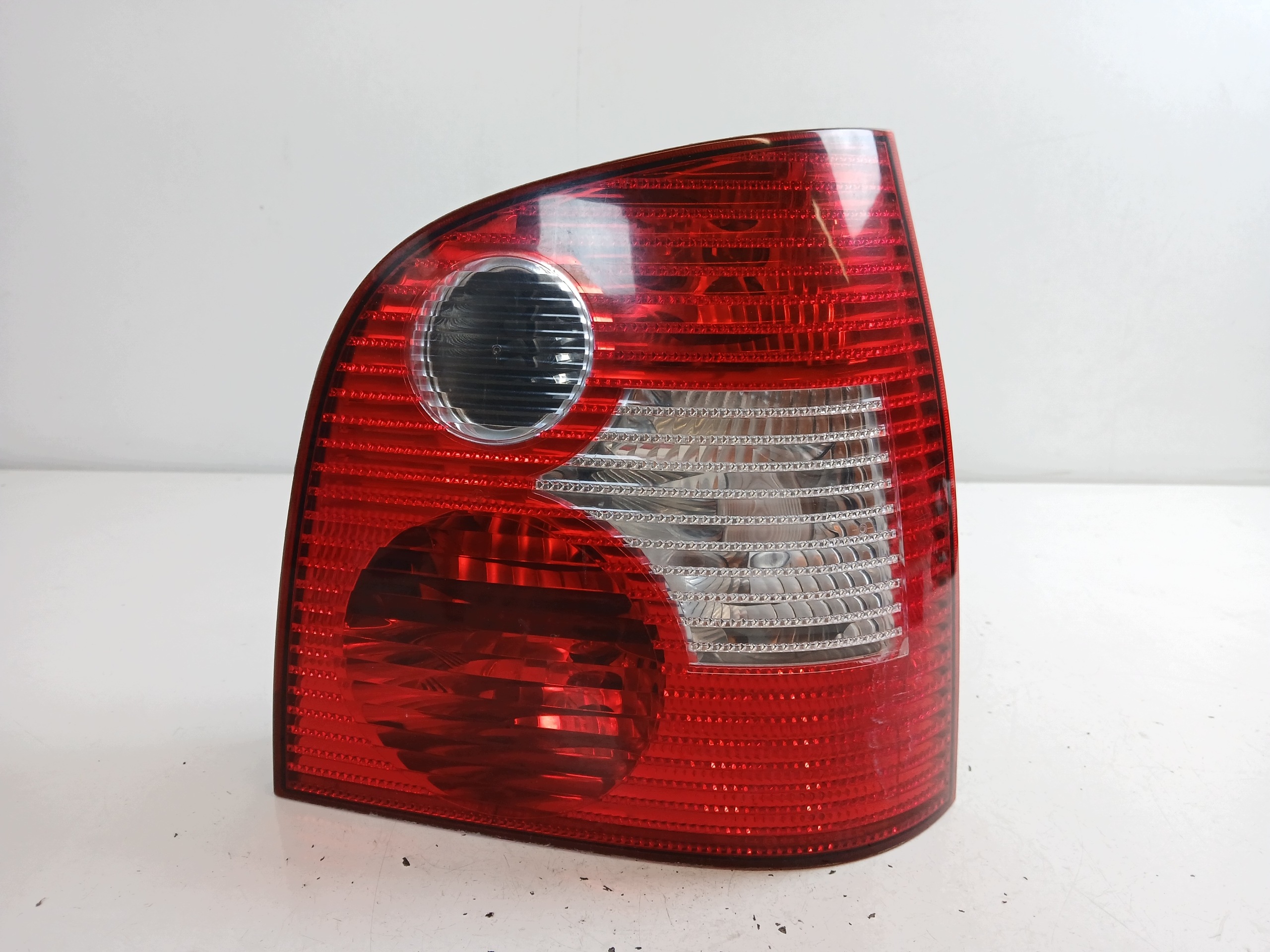 VW POLO 9N light right rear part