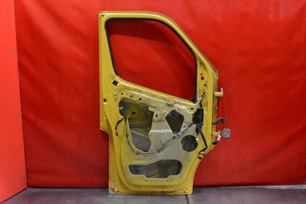 door left front front ZOLTE RENAULT MASTER 3 III LIFT 10-24
