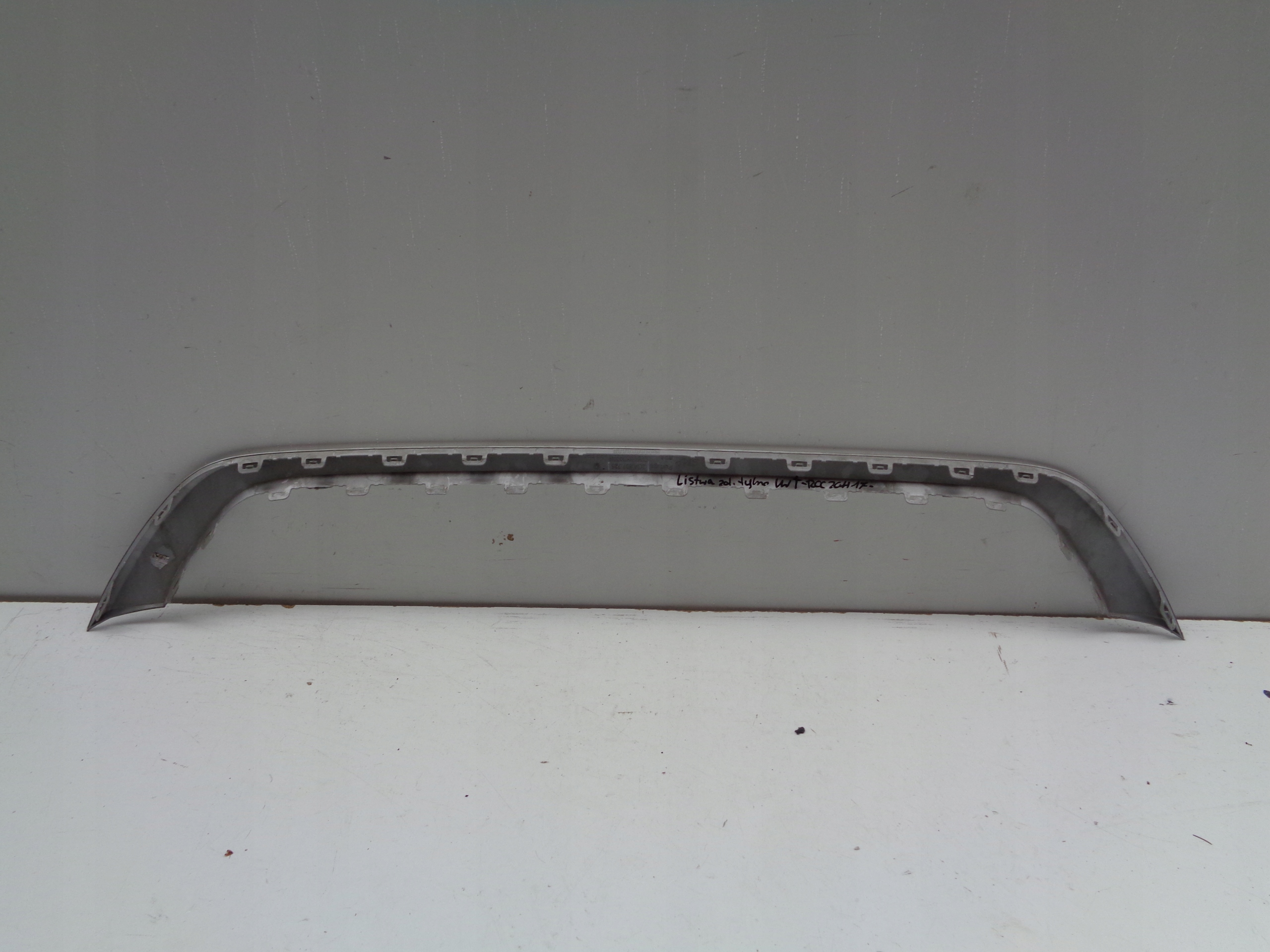modanatura Paraurti posteriore VW T-ROC 2GA 17