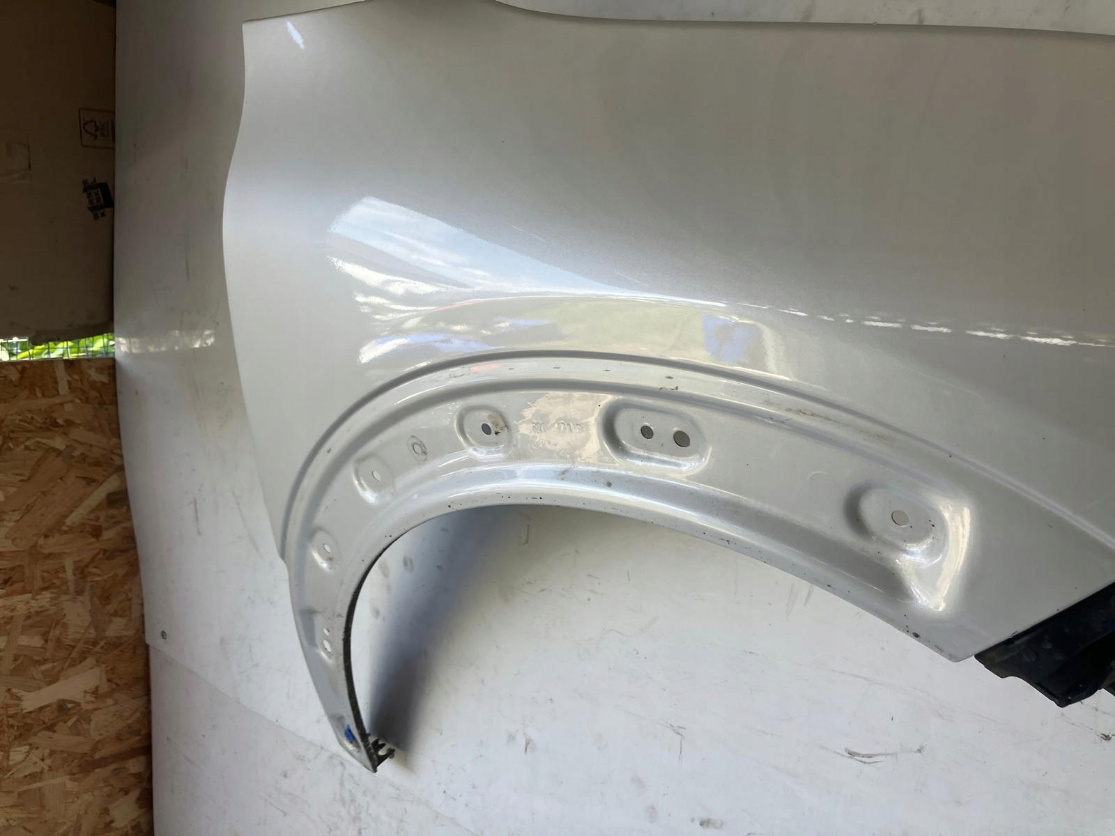 fender right front CITROEN C4 CACTUS LIFT EFCD PERLA