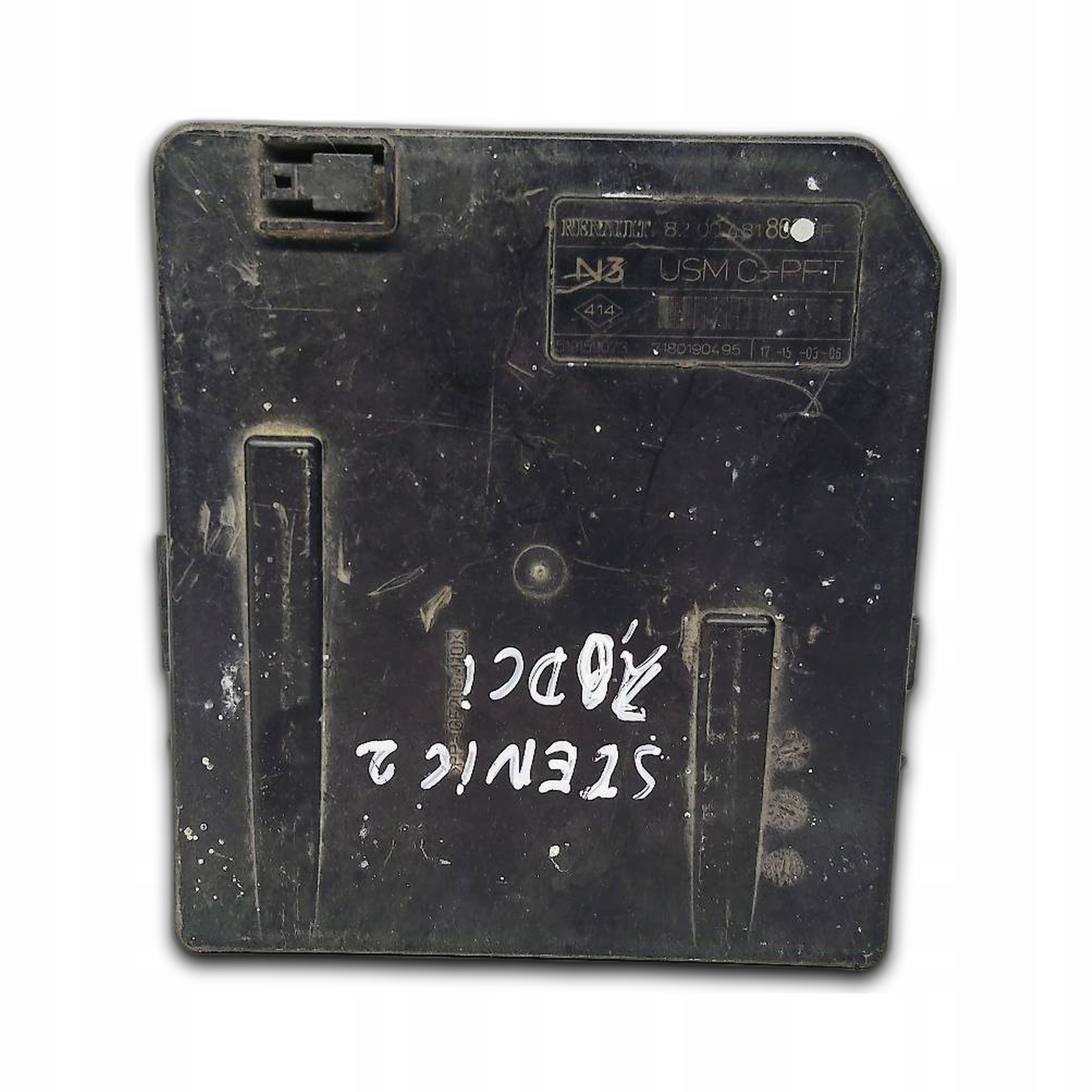 Module Module fusibles Renault Scenic II 2.0 DCI 8200481863F