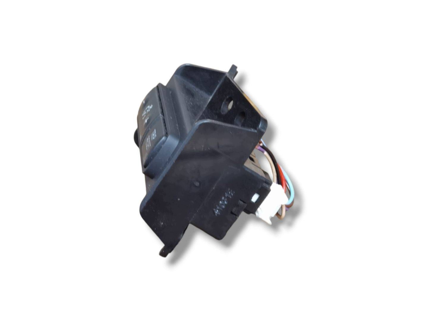 Panel switch Nissan Qashqai J11 2015