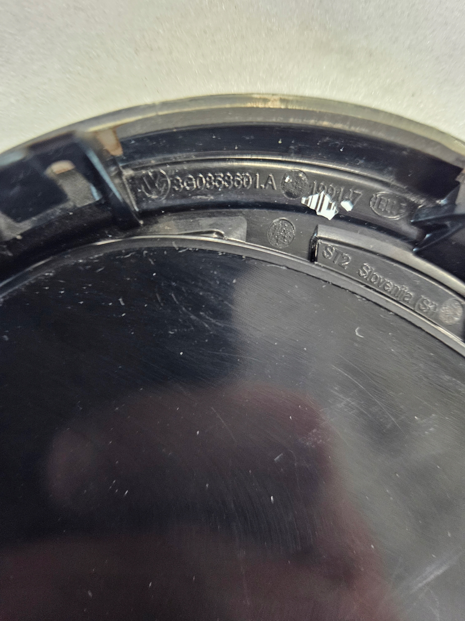 EMBLEMAT VW GOLF VII PASSAT B8 3G0853601A Marka Volkswagen