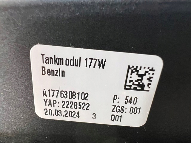 MERCEDES A-KLASA W177 KLAPKA WLEWU PALIWA NOWA A1776308102 Producent części Mercedes-Benz OE