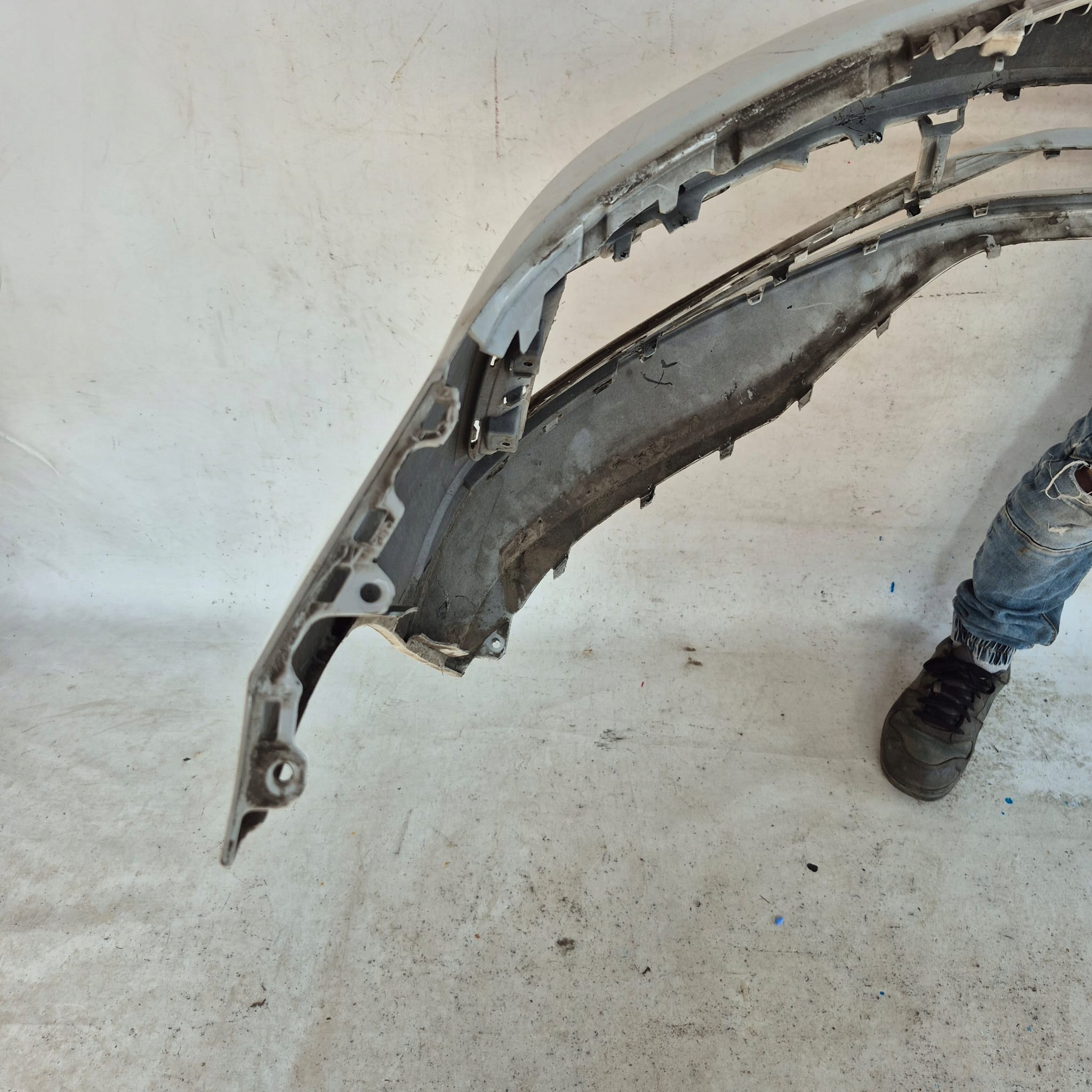 VW PASSAT B8 LIFT 19-23 bumper front front PDC