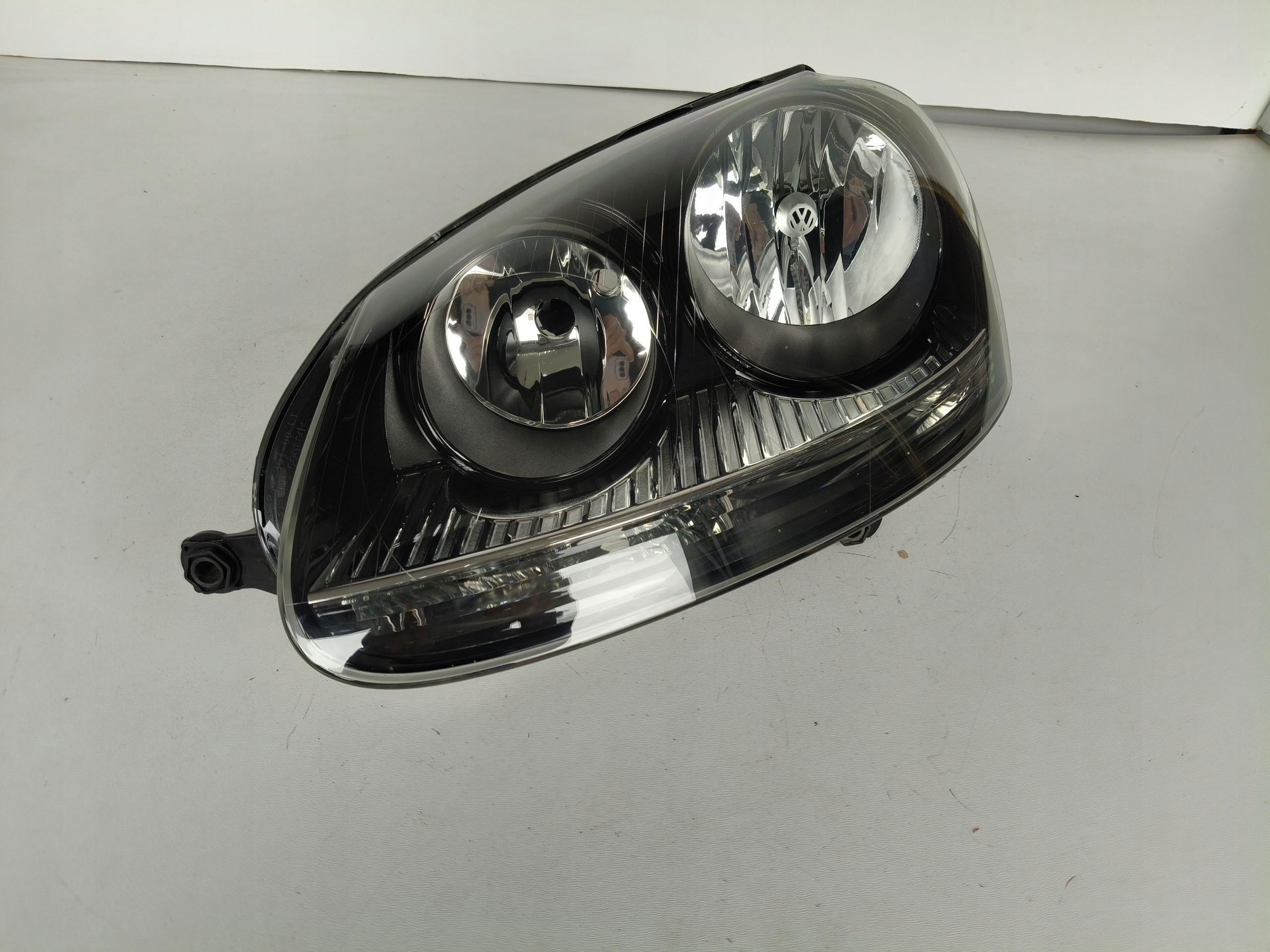 light left REFLEKTOR VW GOLF V 5 1K 1K0 03- black