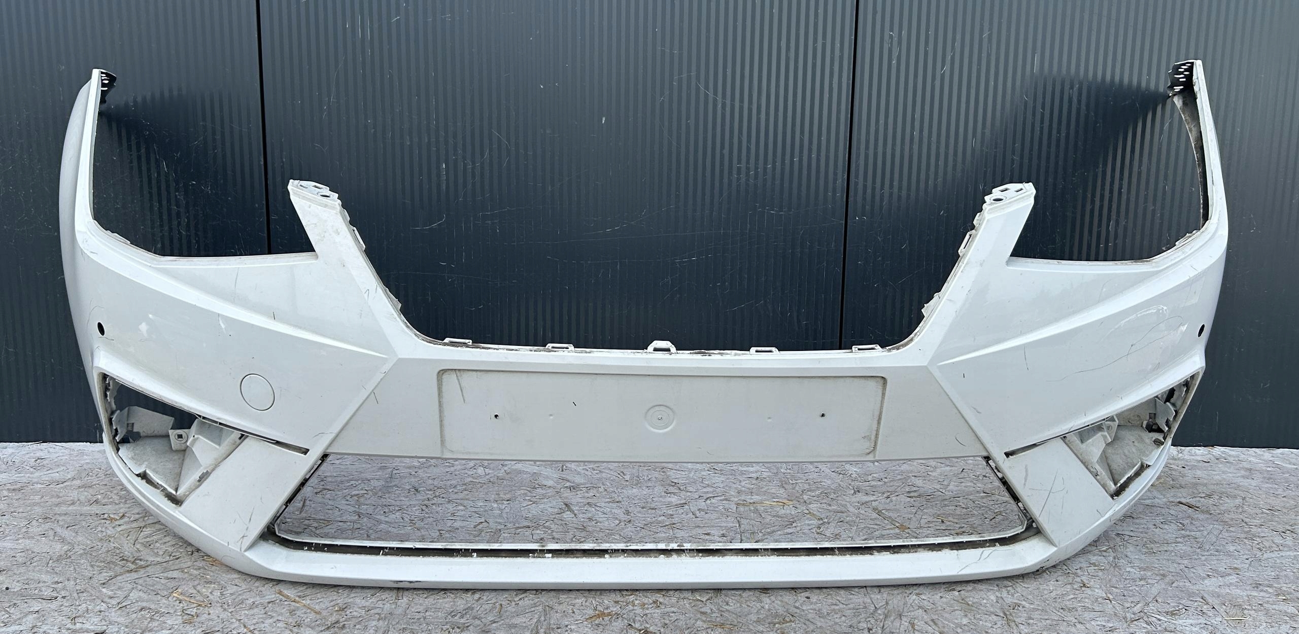 bumper front front SEAT IBIZA V 6F 17- PDC