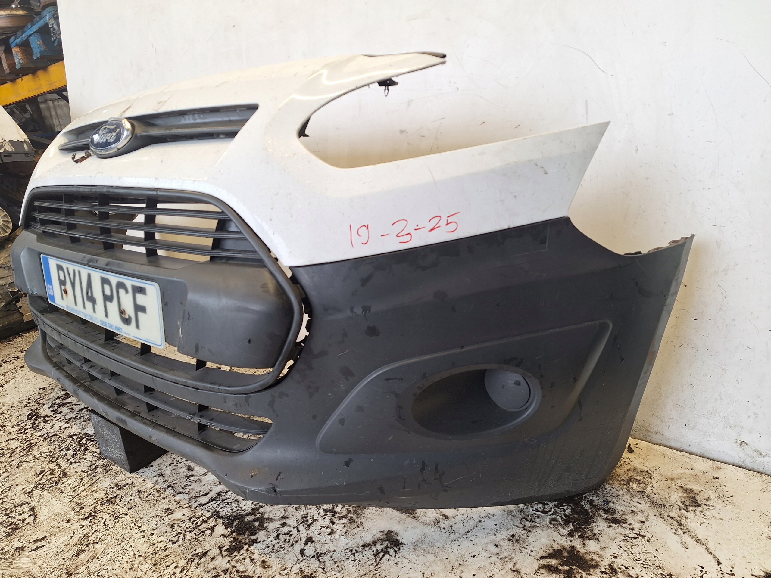 FORD TRANSIT CONNECT MK2 13-17 Stoßstange