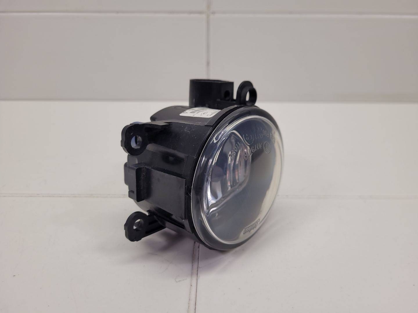 fog light left side Renault Kadjar 2018 261550885R