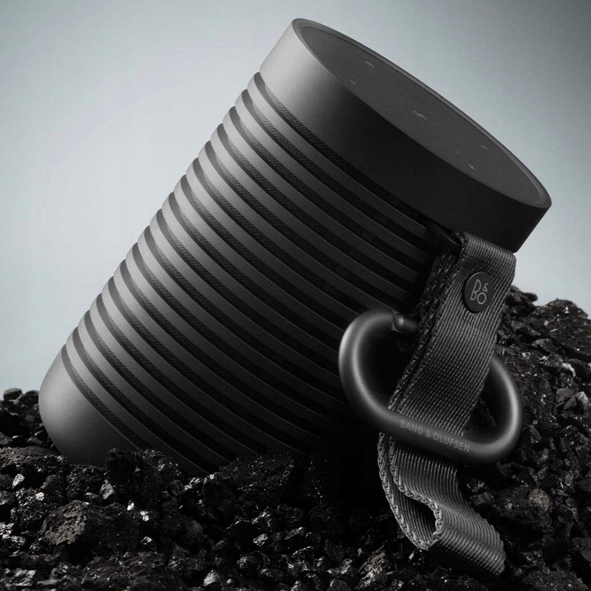 BANG & OLUFSEN Beosound Explore Waterproof Bluetooth Speaker 27h Battery — miniatura 7