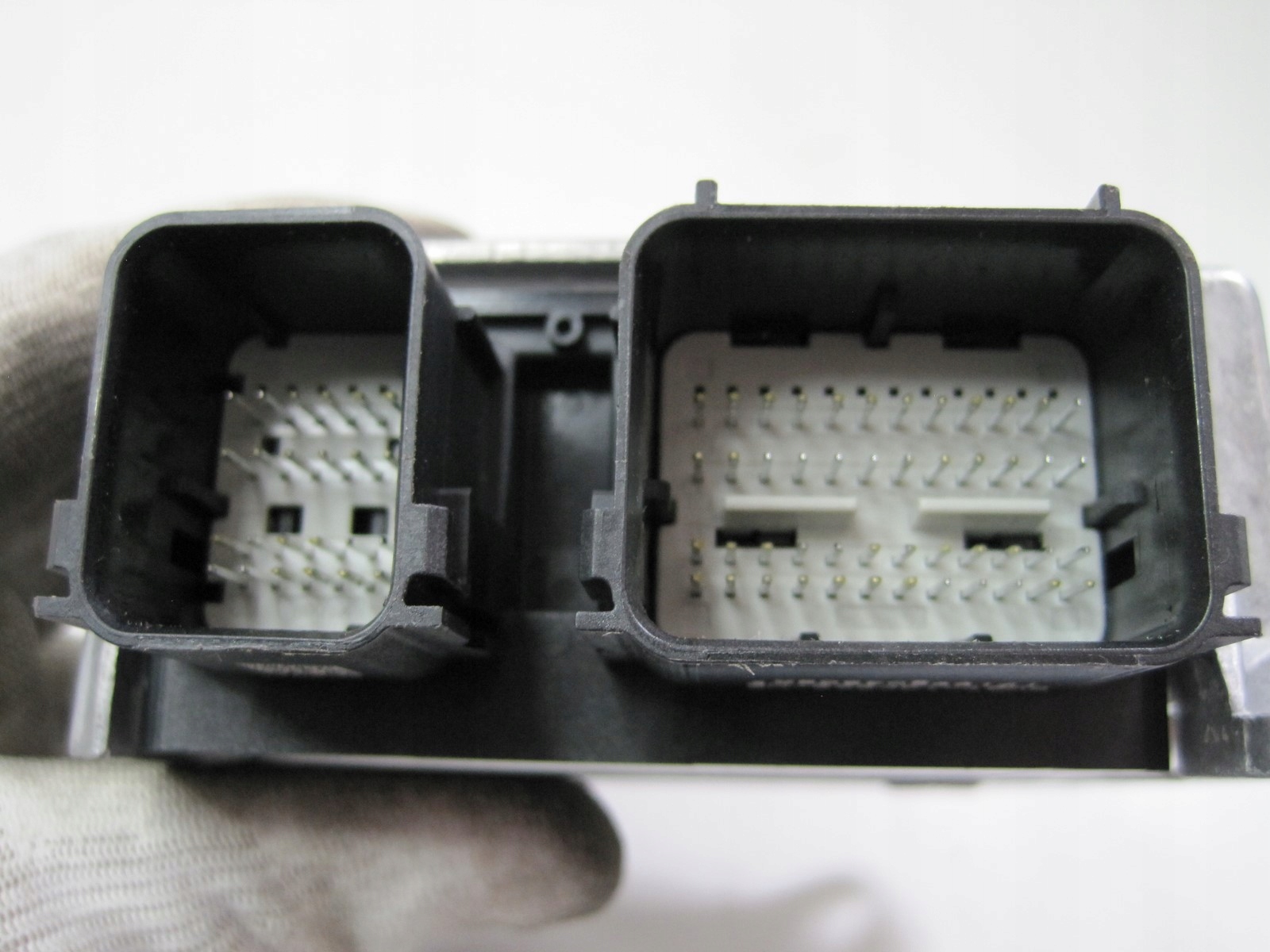 Moduł sensor airbag Range Rover HY32-14D374-AA Kod producenta HY32-14D374-AA