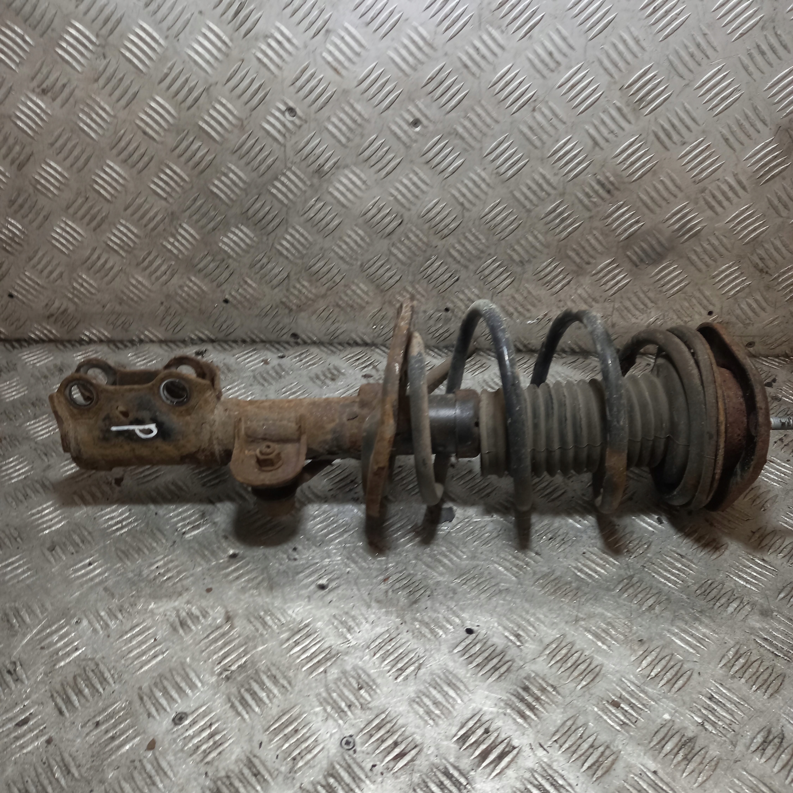 MCPERSON right front front TOYOTA COROLLA E15