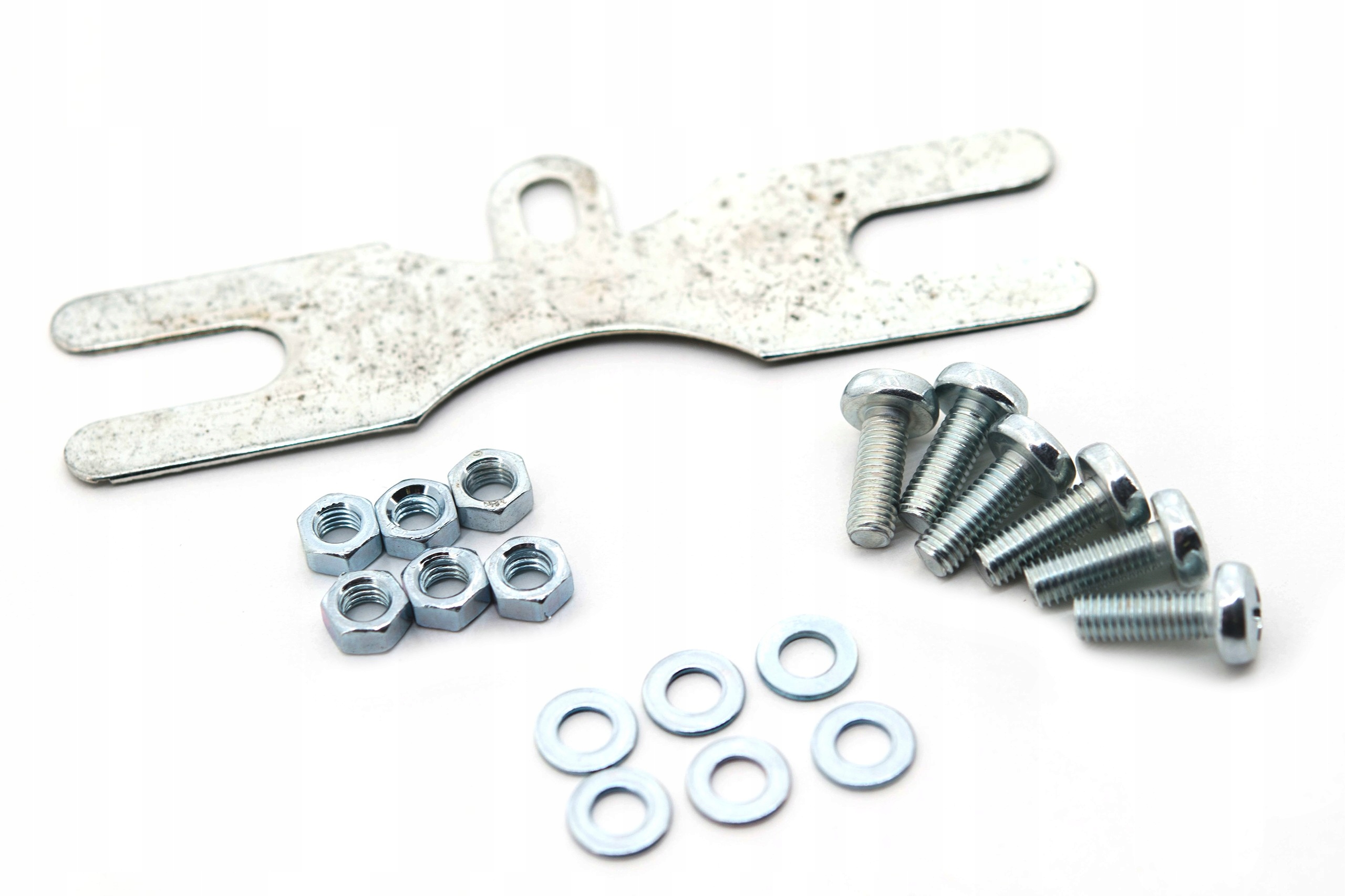 BŁOTNIKI ROWEROWE 26 MTB 55MM 550+WSPORNIKI CZARNE Kolor dominujący czarny