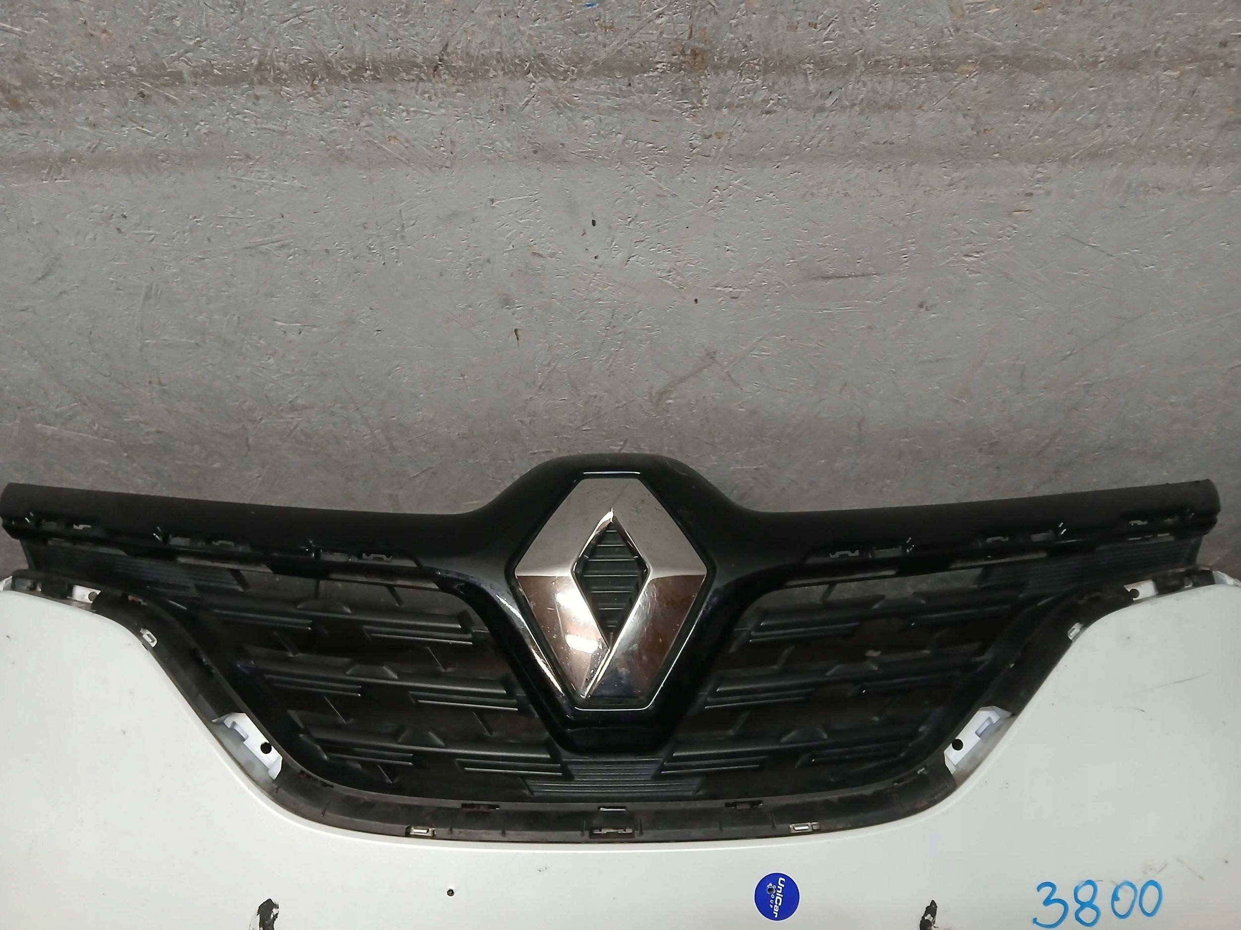 nárazník předek RENAULT CAPTUR II 2 18