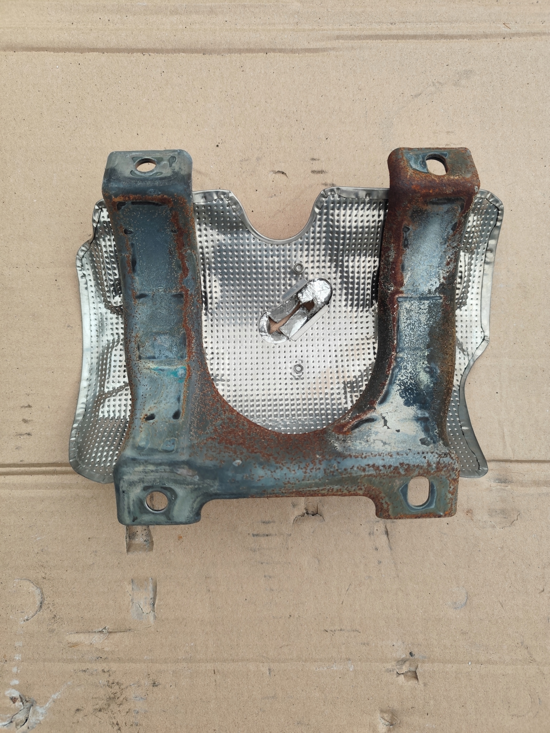 FORD KUGA MK2 LIFT 2.0 TDCI Blende Abdeckung KATALIZATORA
