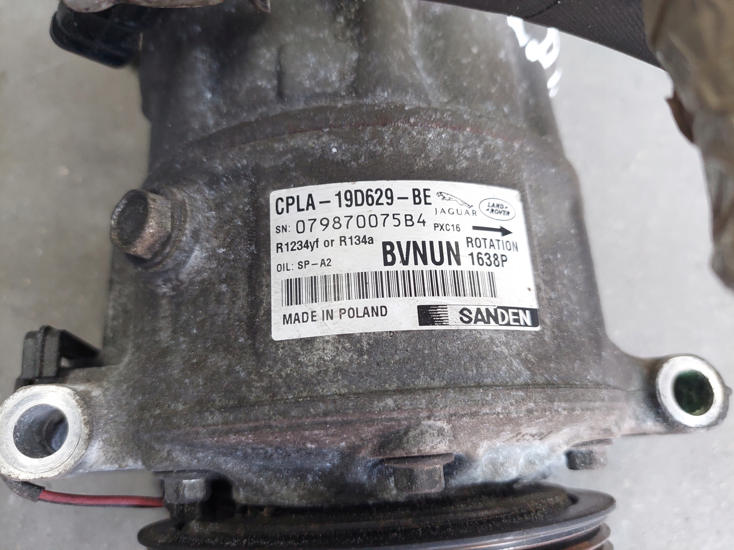 compressor of the air conditioning CPLA-19D629-BE JAGUAR XF II X260 2.0 D