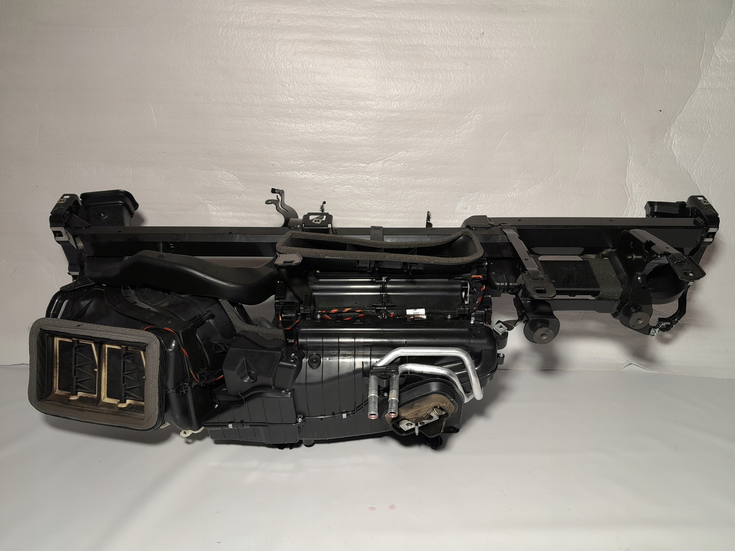 AUDI Q5 II 80A heater support bundle