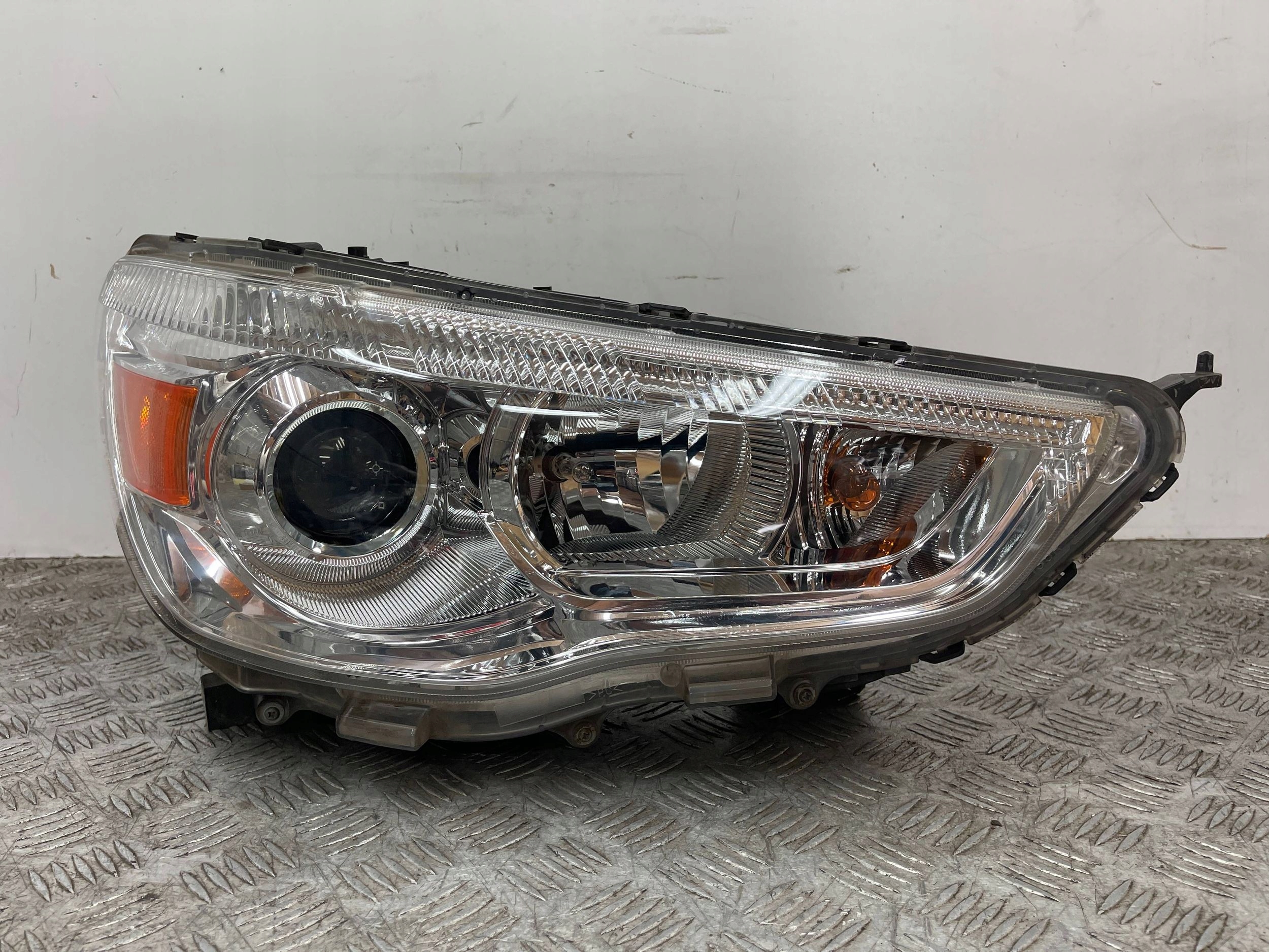 REFLEKTOR light front front right MITSUBISHI ASX 10