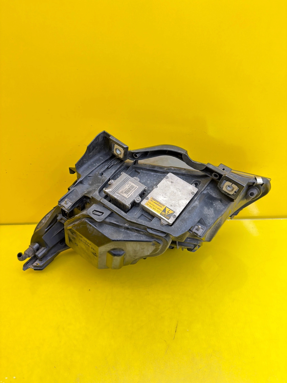 light right Bmw 5 E60 E61 Lift 2007-2010 Bi-Xenon Skretna D2S