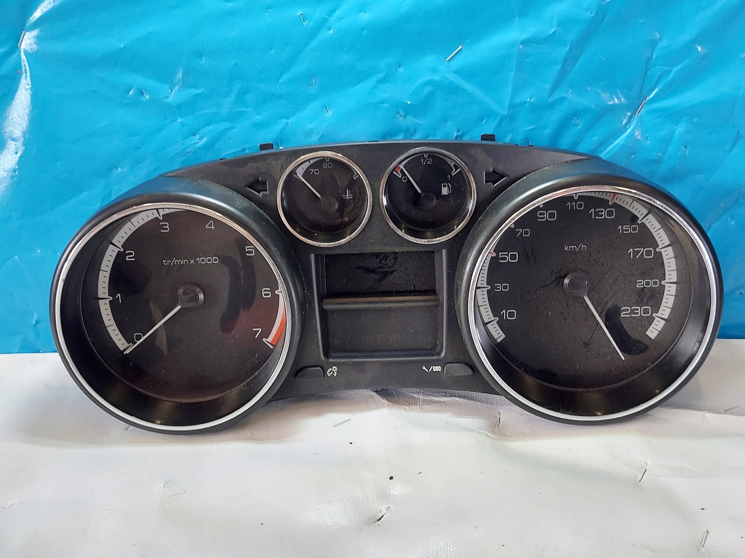 dials clock PEUGEOT 308 1.6 B 2010r 554001550316