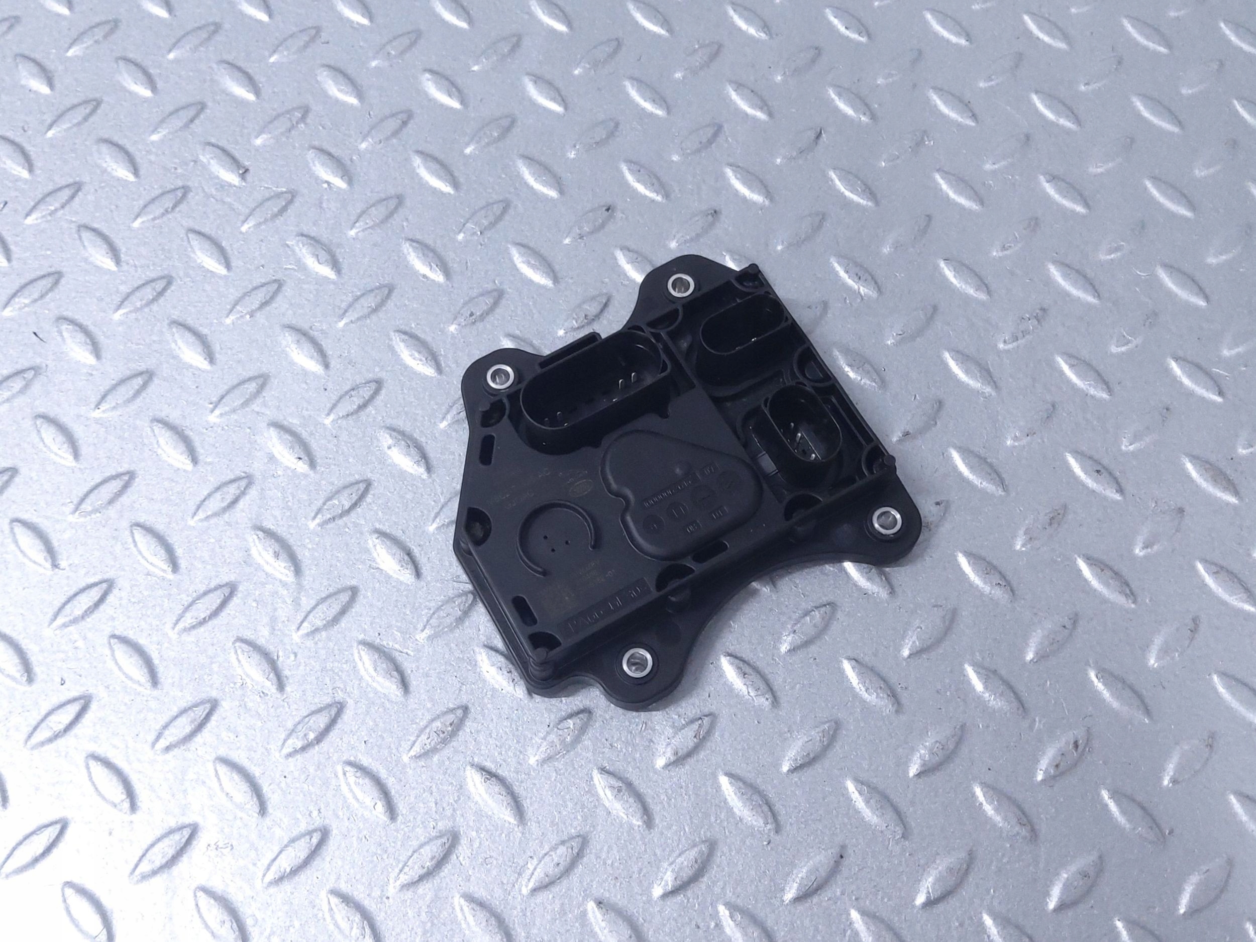 Sterownik napędu Land Rover Defender M8E27J426AC