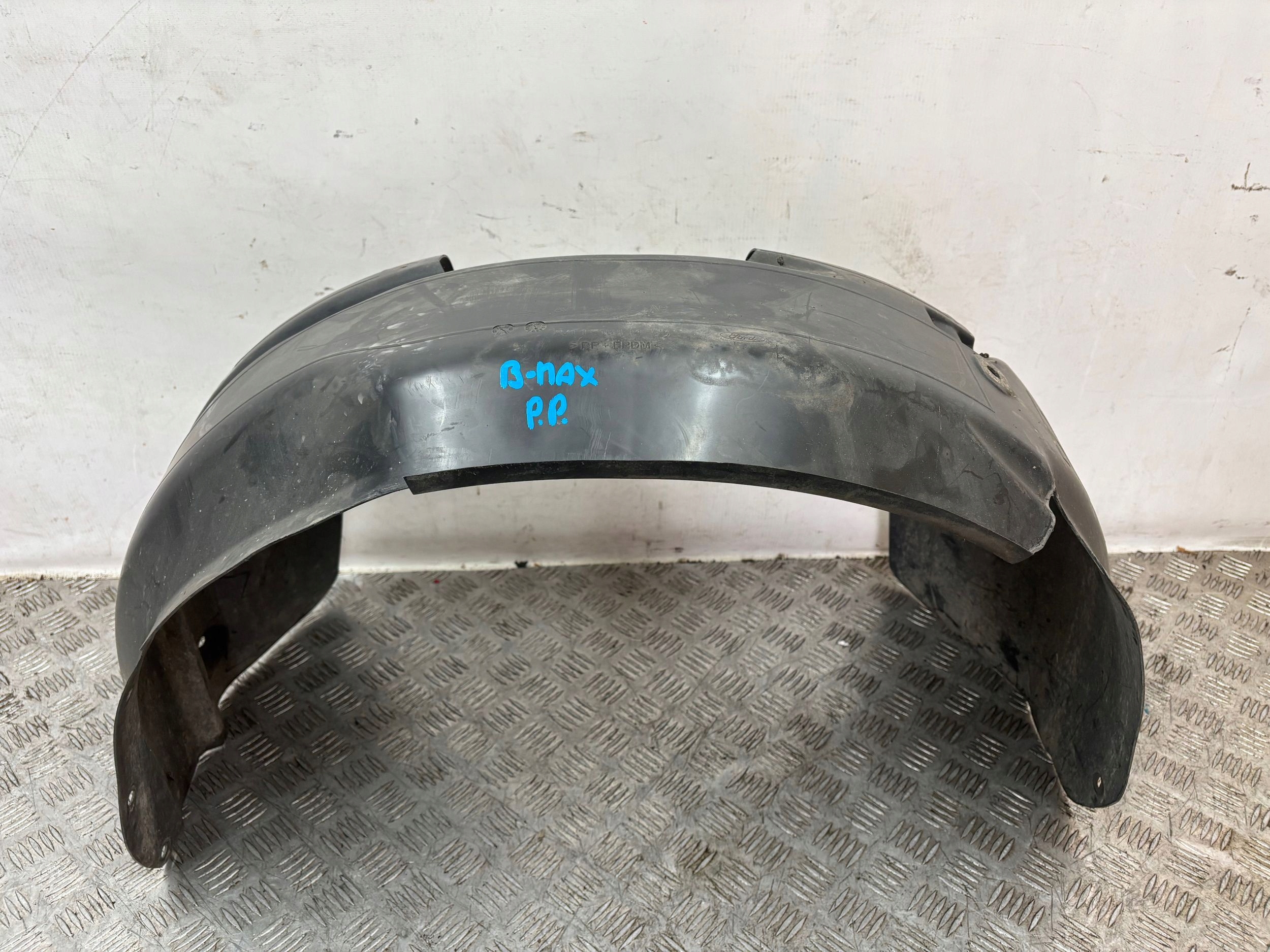 mudguard front front right FORD B-MAX