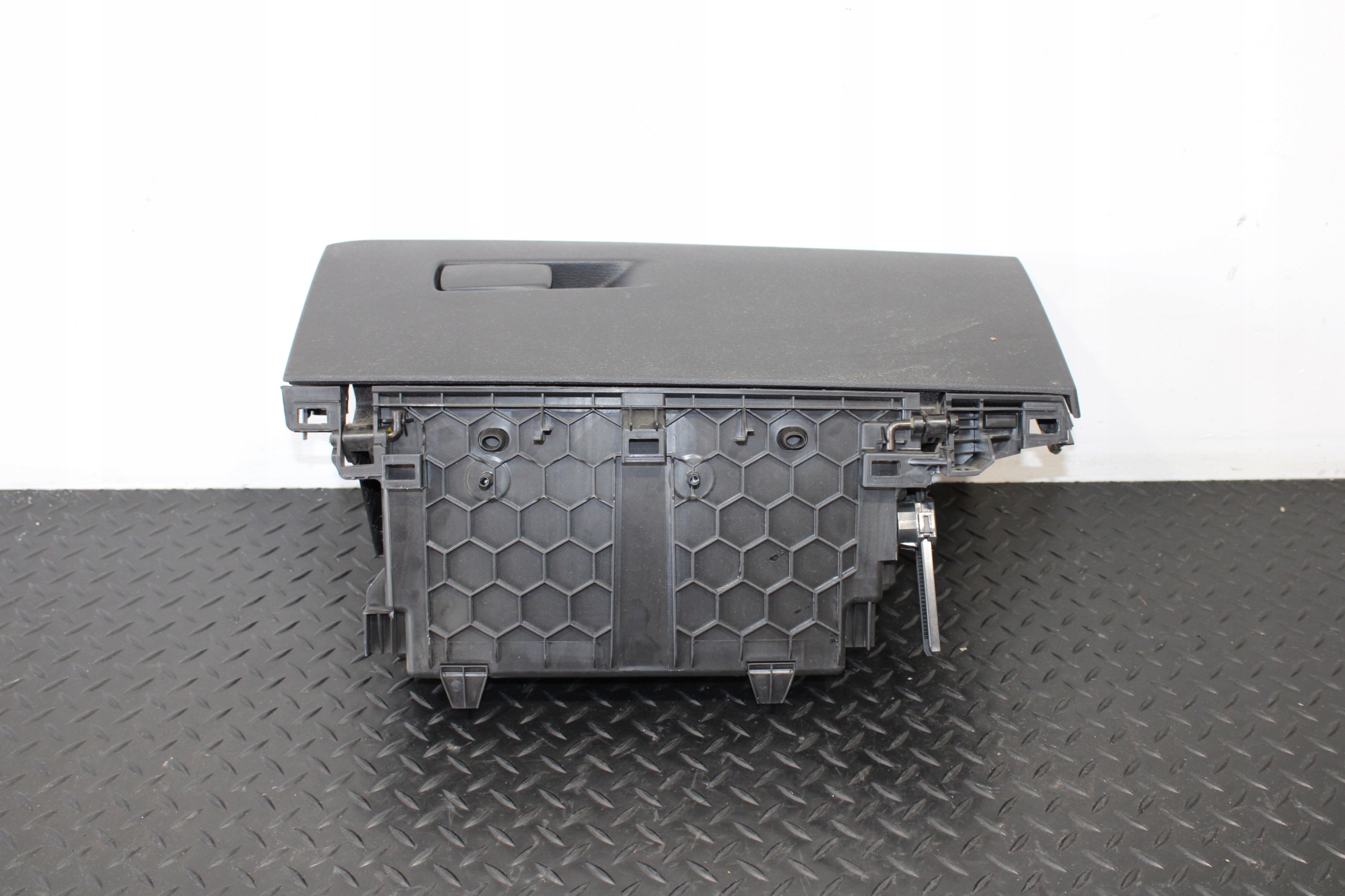 passenger compartment consoles BMW X1 F48