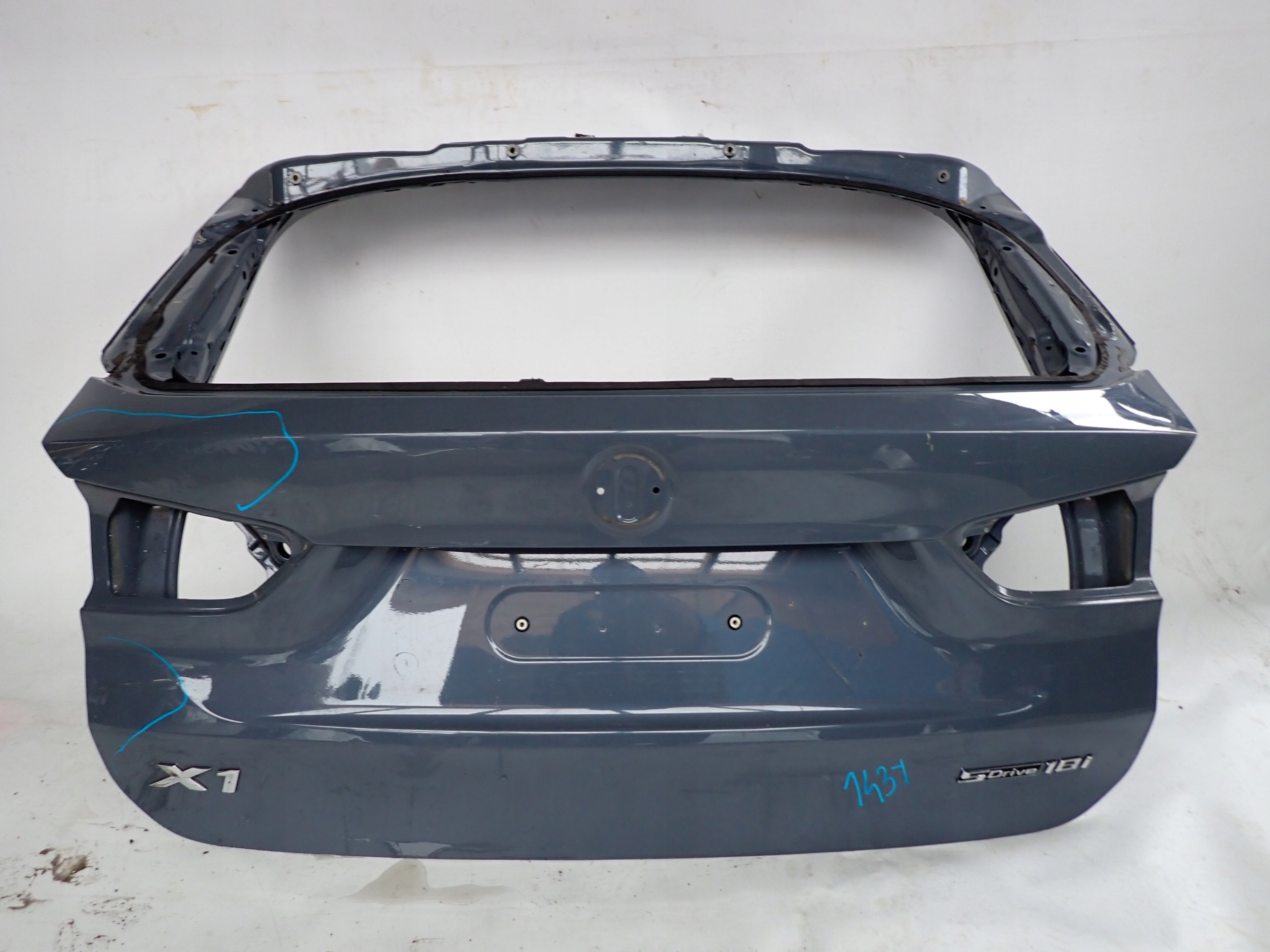 BMW X1 F48 boot door rear cover boot