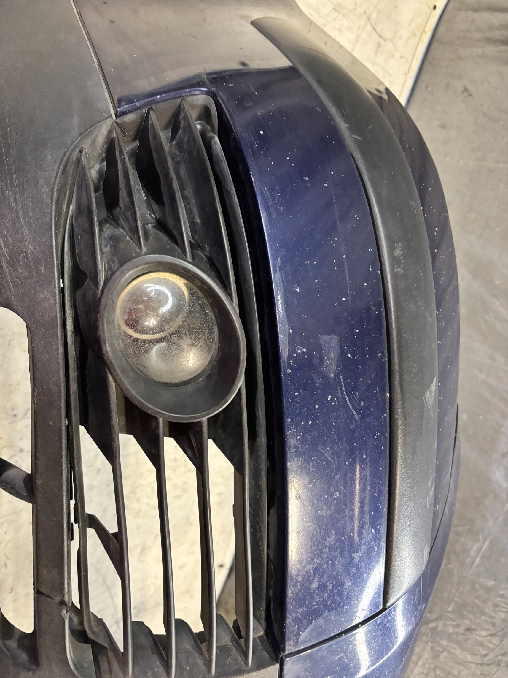 Frontstoßstange Volkswagen Passat B5 lift k: LB5N