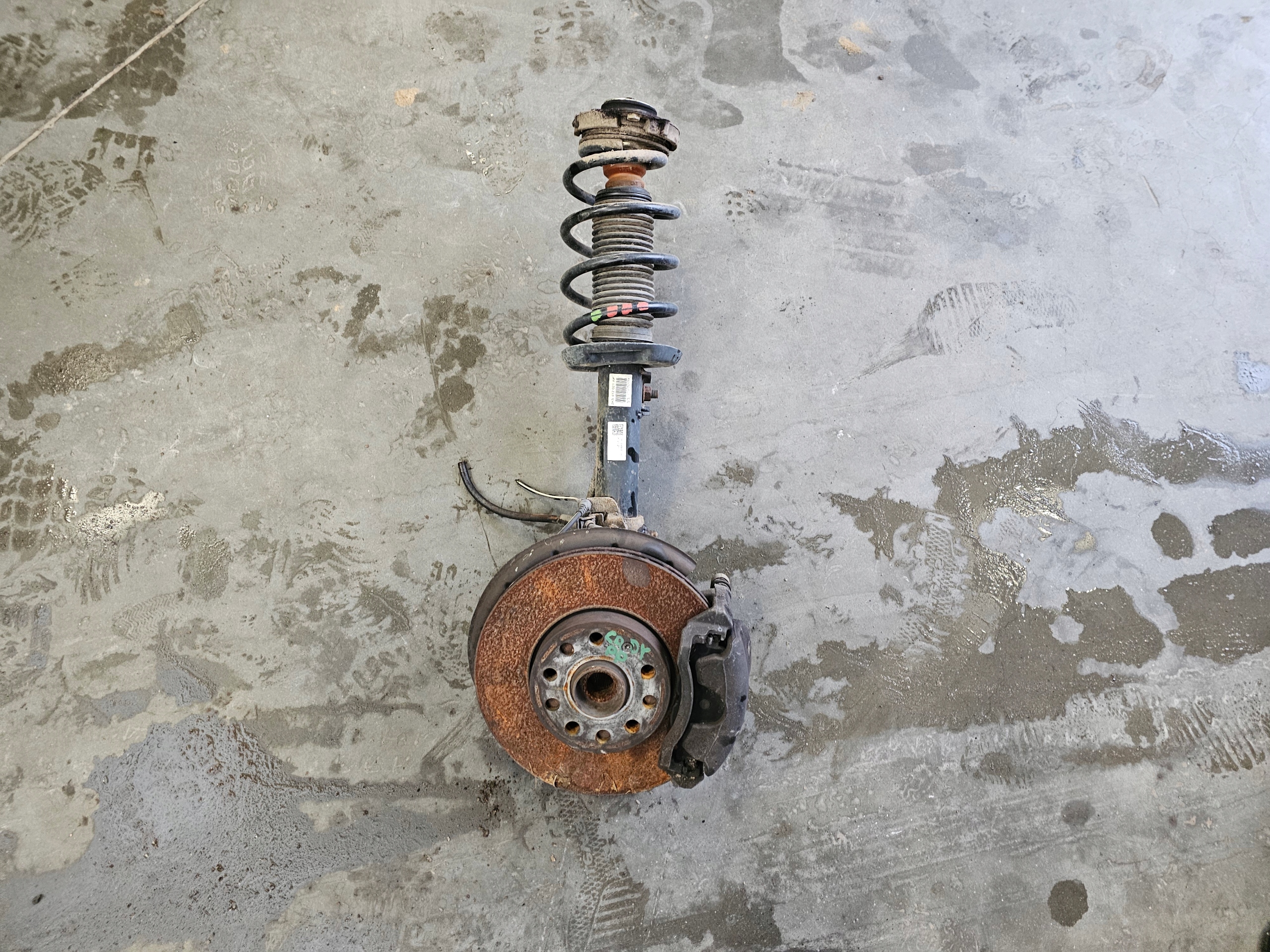 swing McPherson right front VW CADDY IV 2K5413031