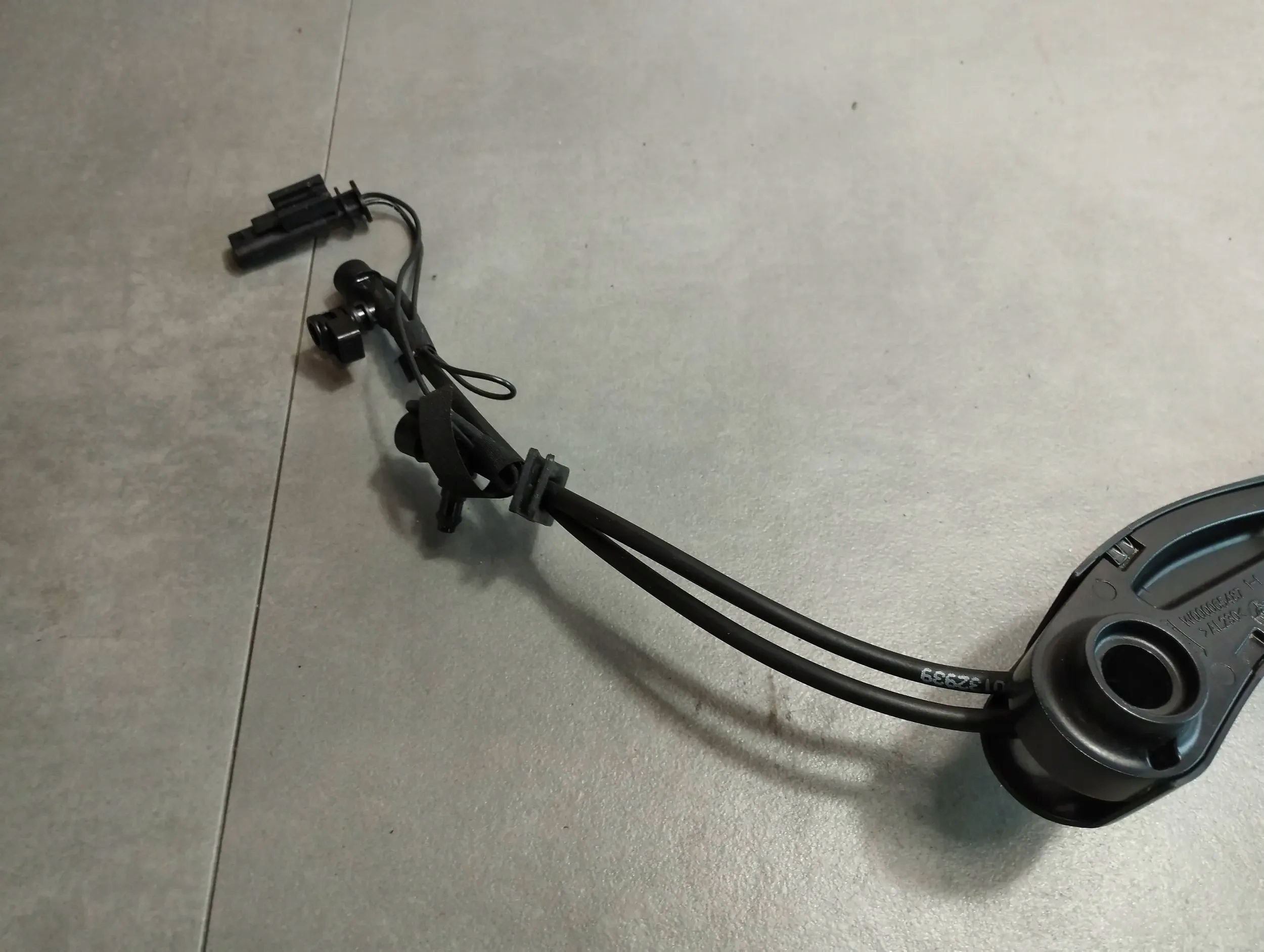 Audi A8 4N D5 wiper arm right 4N1955958