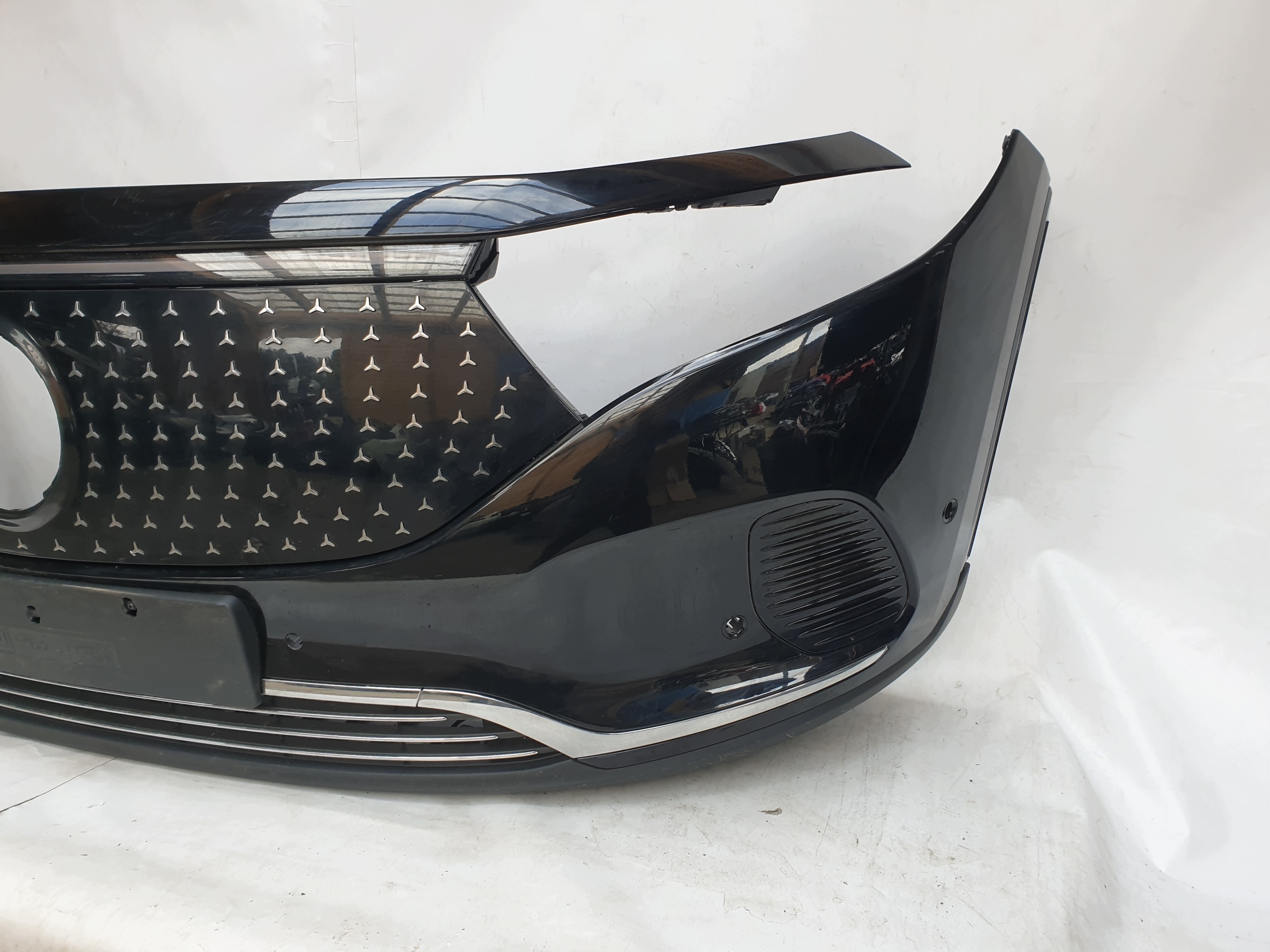 MERCEDES EQA W243 LIFT 23- bumper front front PDC A2438850001