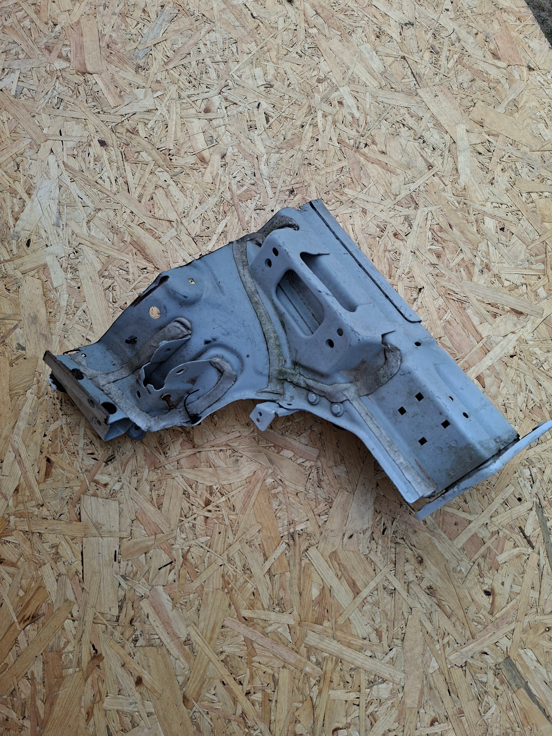 LONGHERONE FARTUCH quarto LONGHERONE Destro SEAT IBIZA V