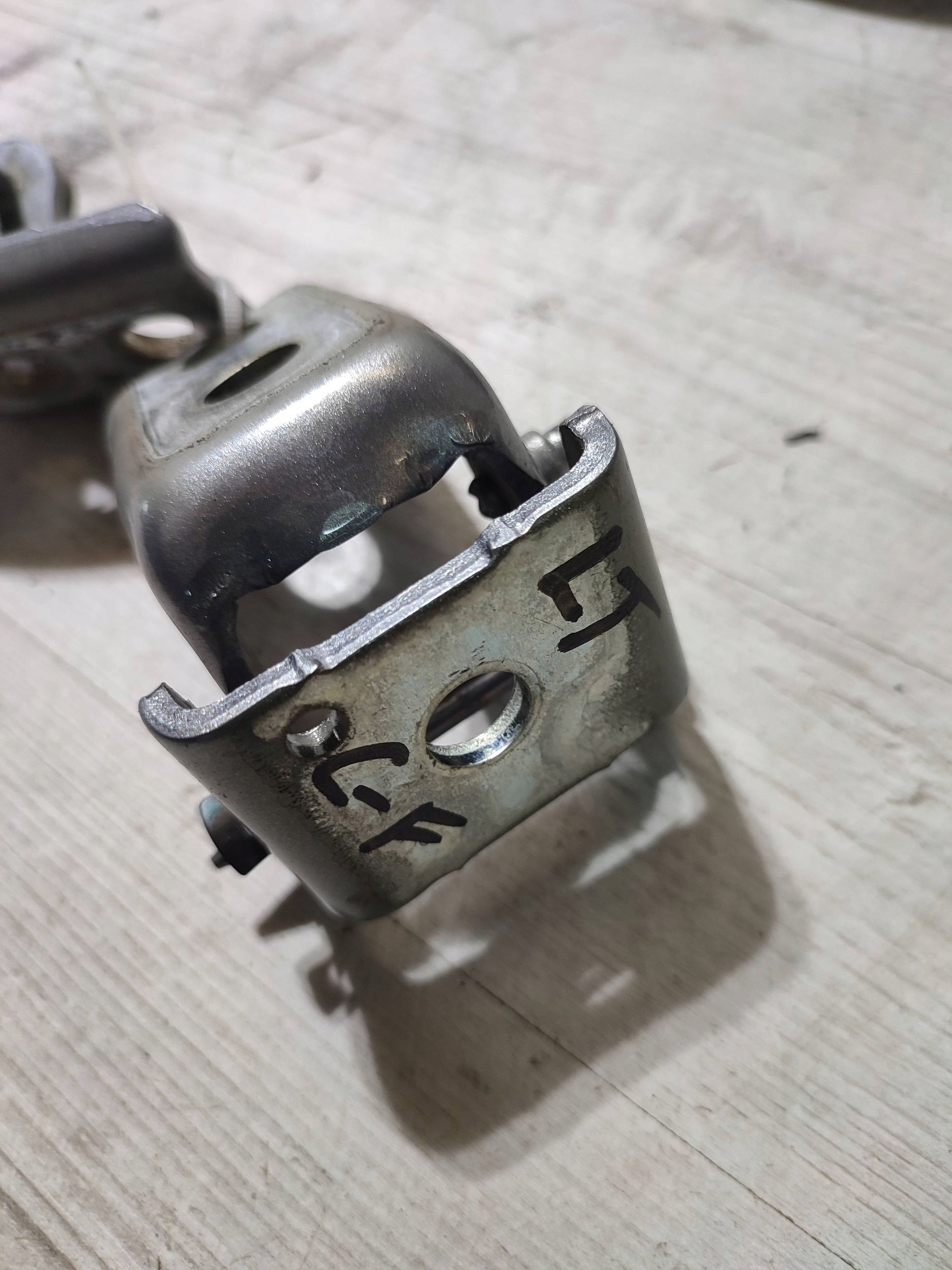Opel Corsa F 2020 rear part side left hinge