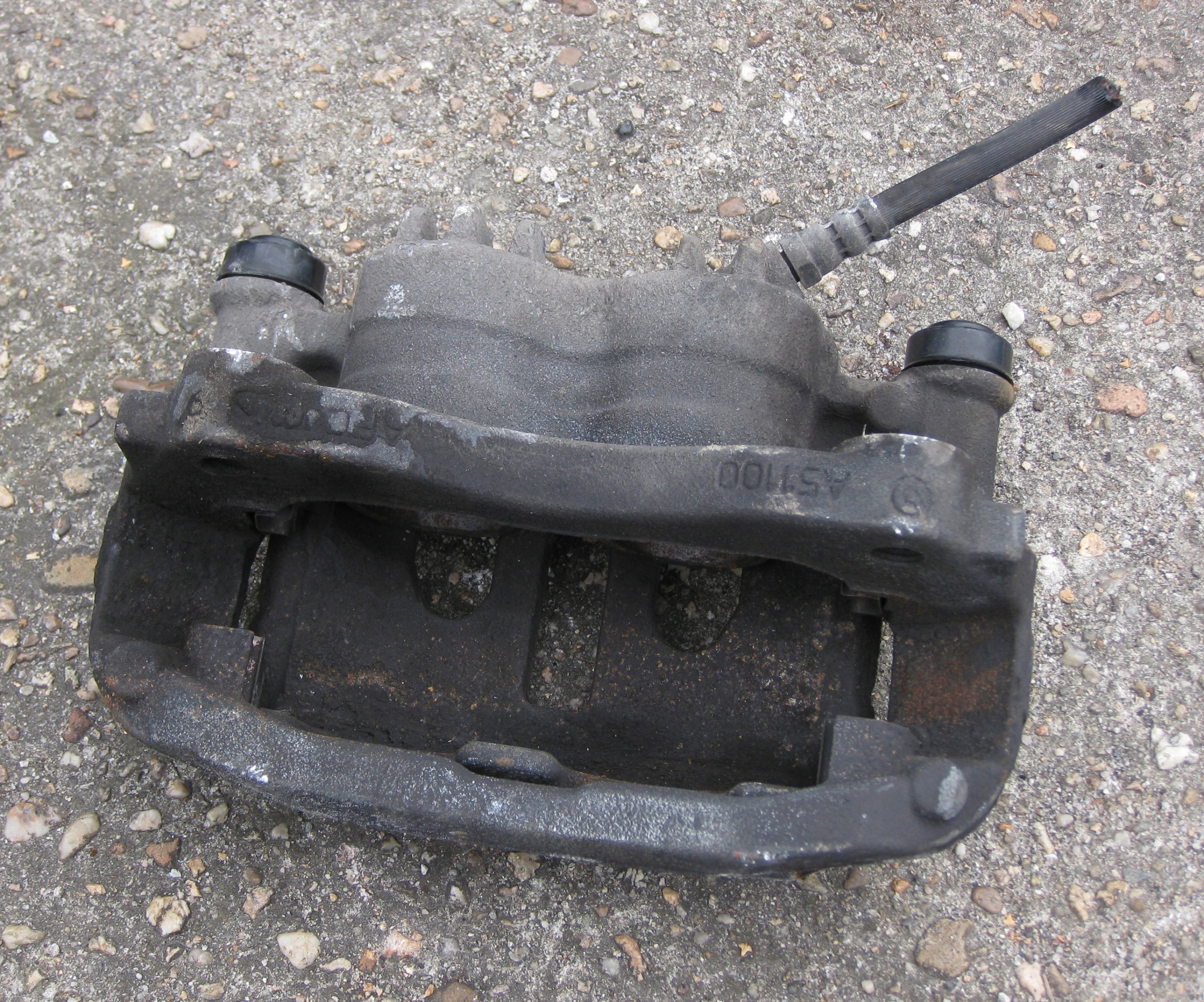 RENAULT MASTER III MOVANO 2.3 DCI caliper brake right front