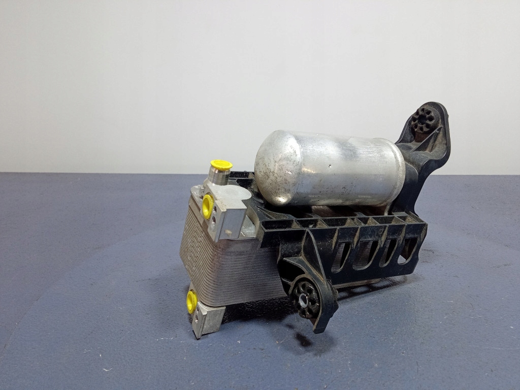 BMW I4 G26 конденсатор осушитель кондиционера 9476767