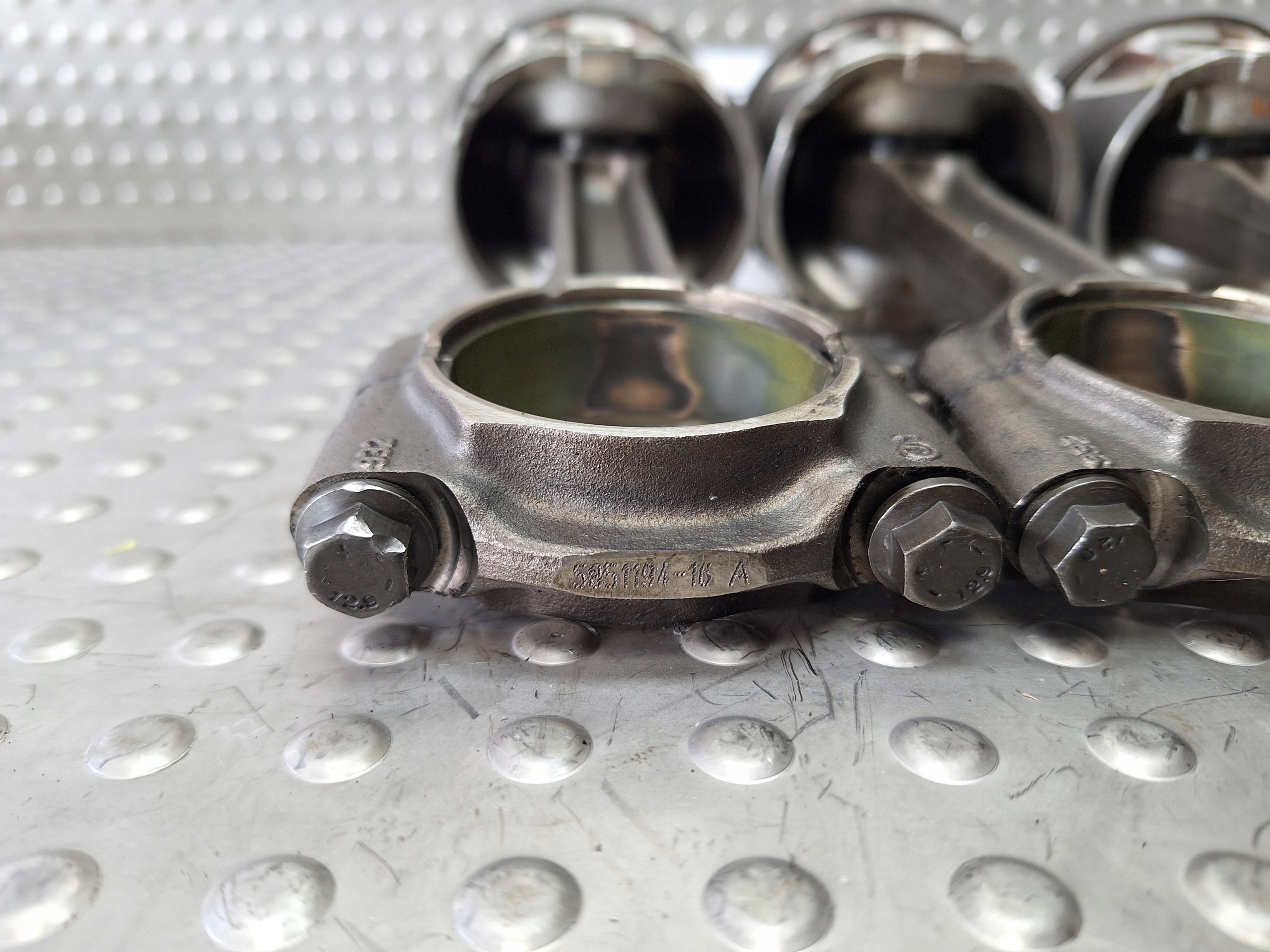 piston connecting rod ALFA ROMEO STELVIO GIULIA 2.2 D 55278453 55268532