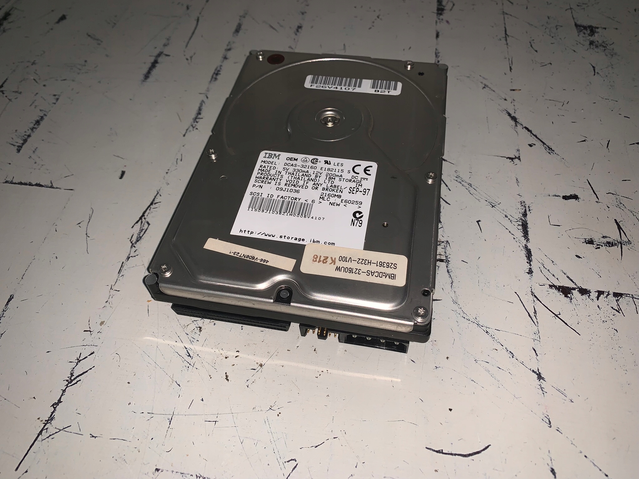 Dysk IBM DCAS-32160 2,1 GB SCSI