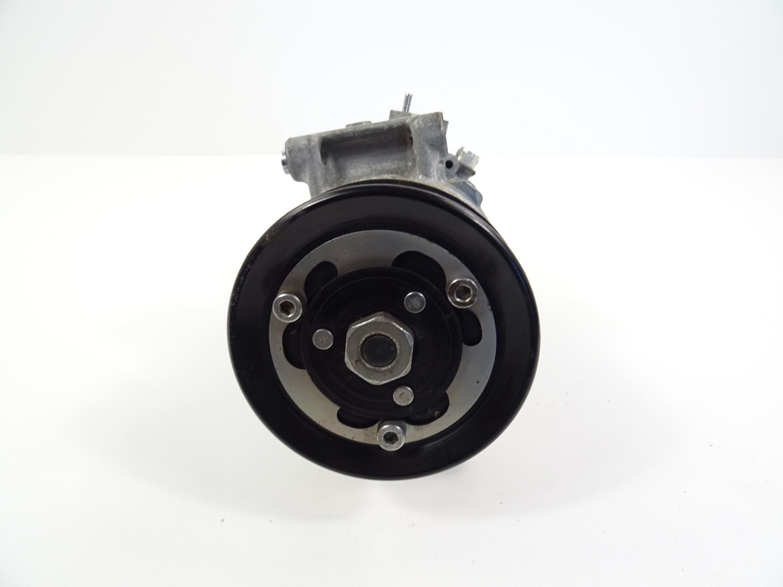 seat Ateca 1.4 компрессор кондиционера 5Q0816803D