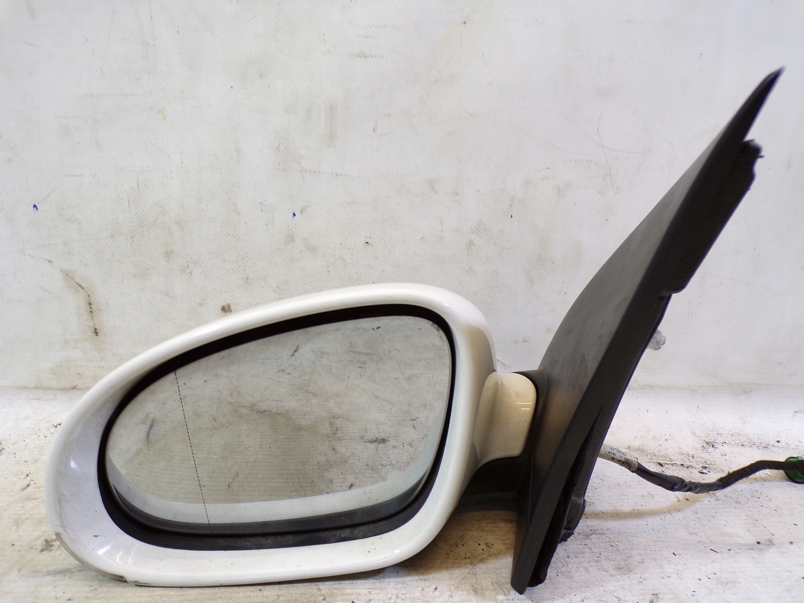 mirror left VOLKSWAGEN GOLF 5 V 6 PIN