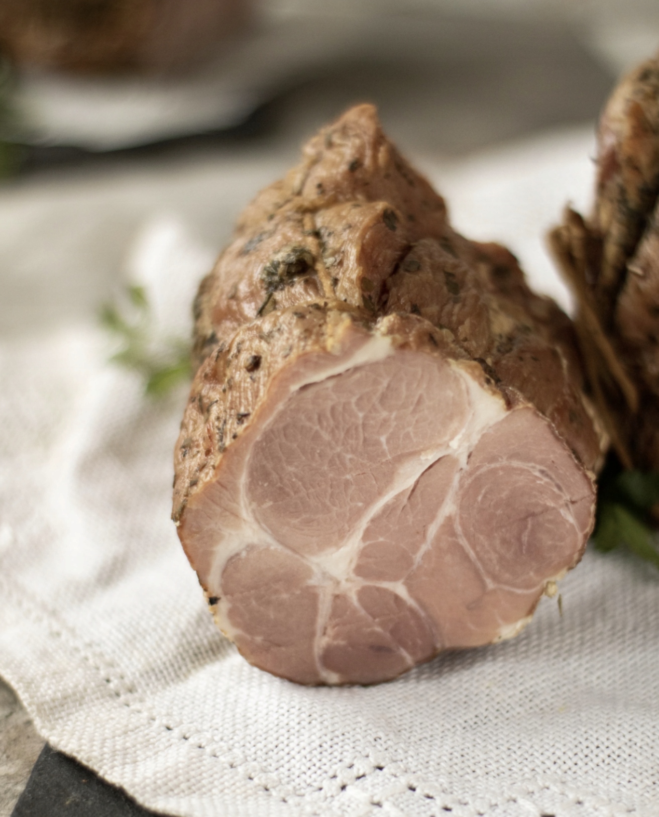 Levně Baleron V Kousku, Venkovský Baleron 0,6 Kg