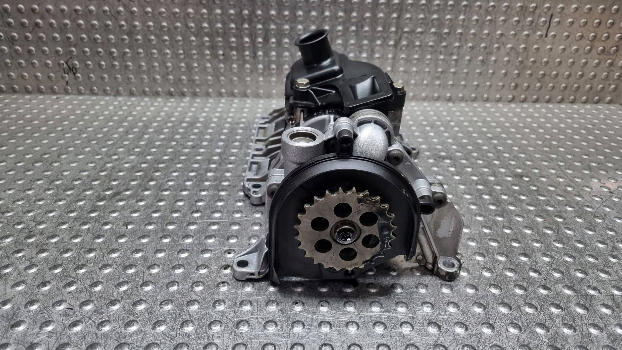 Pompa olio motore 7798014 BMW E60 E81 E82 E83 E84 E87 E90 E91 E92 E93 2.0D N47